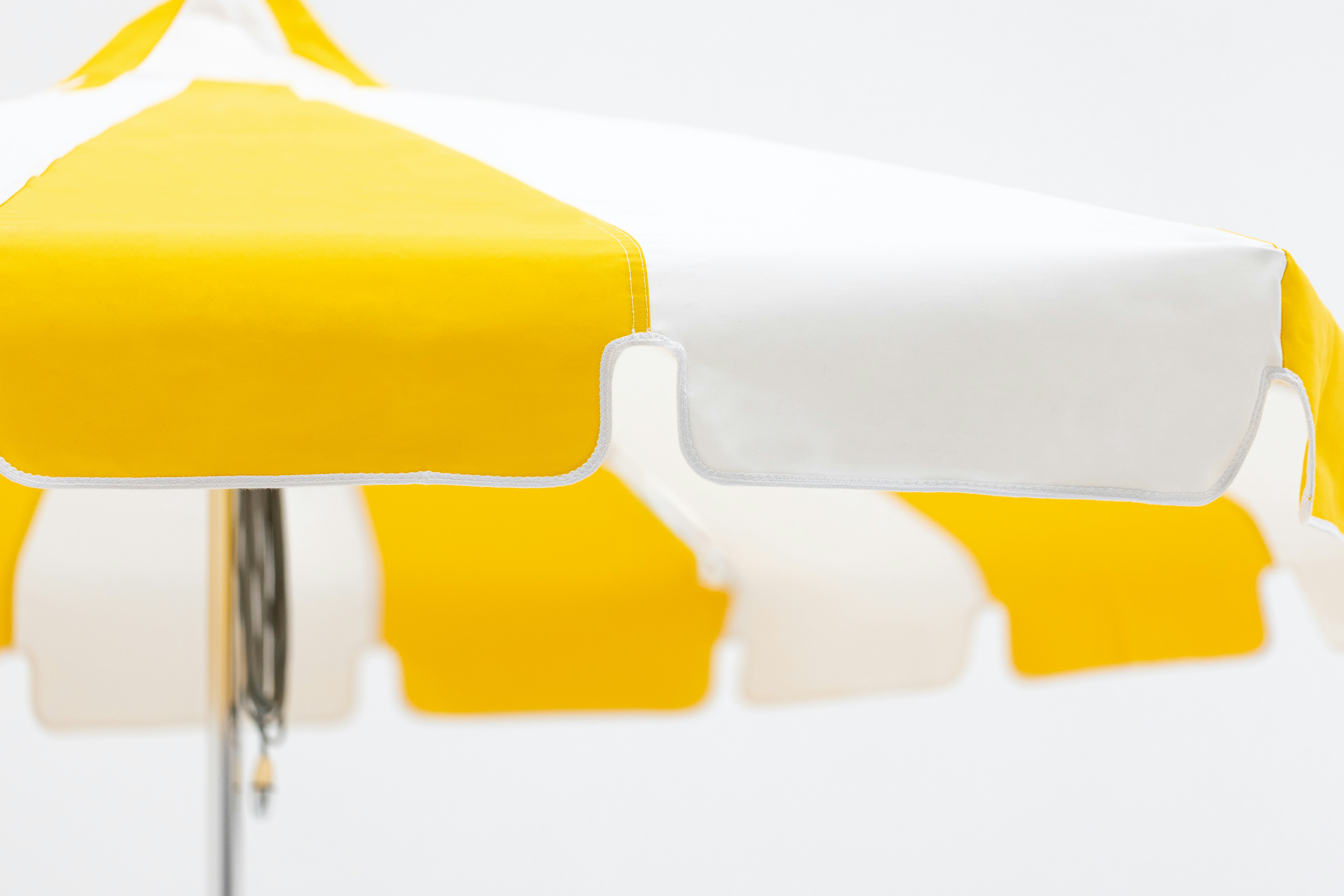 Tuuci Ocean Master Pagoda Umbrella