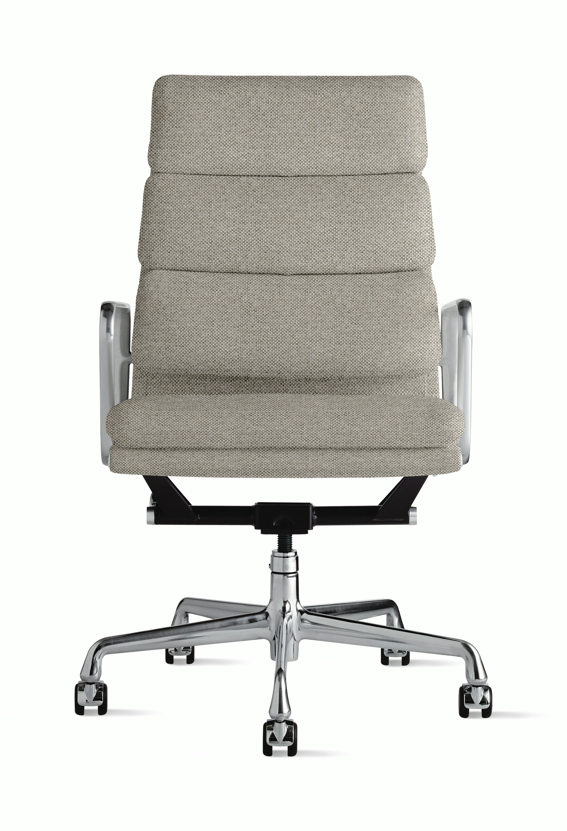Eames Soft Pad Executive Chair