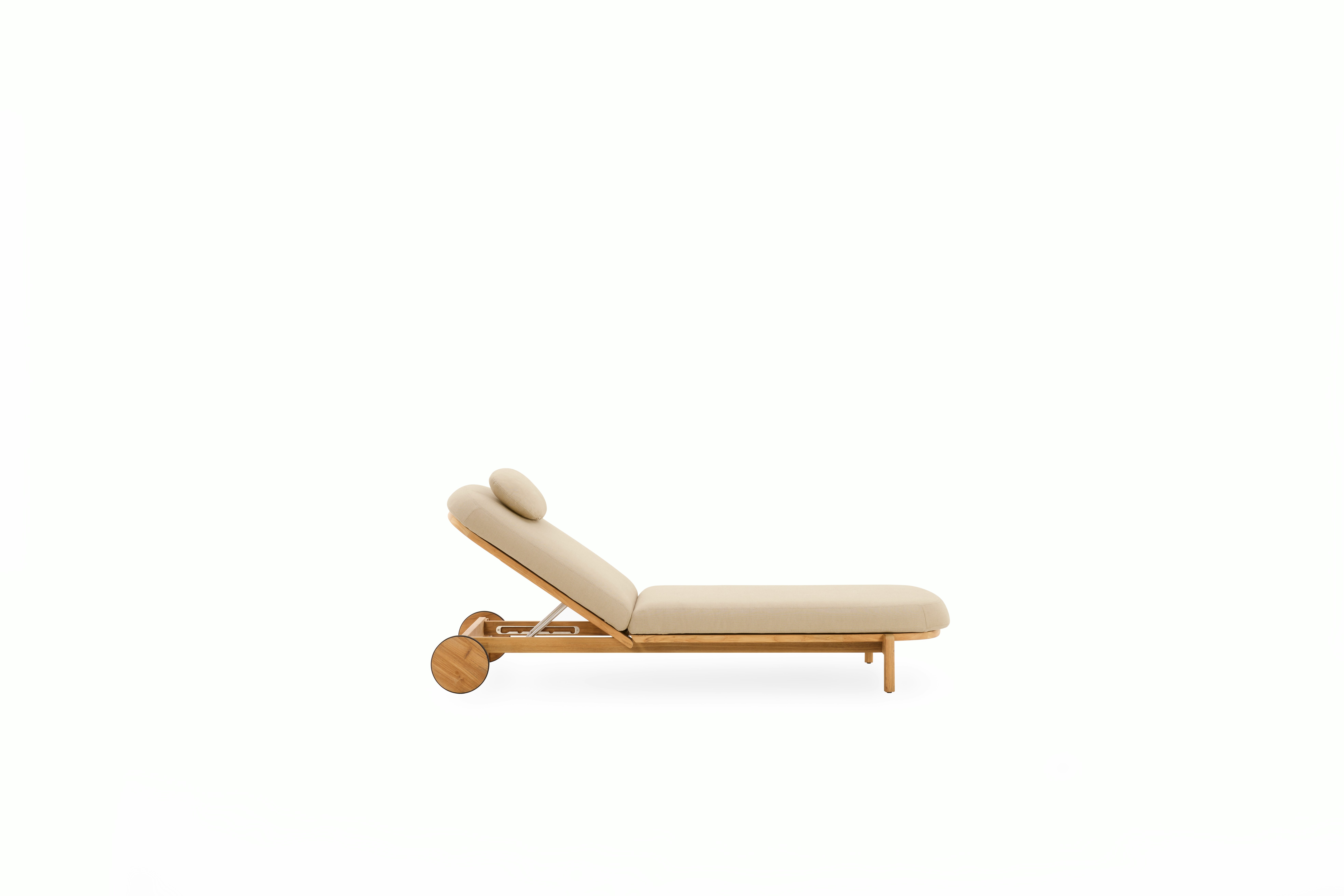 Softlands Outdoor Adjustable Chaise Lounge