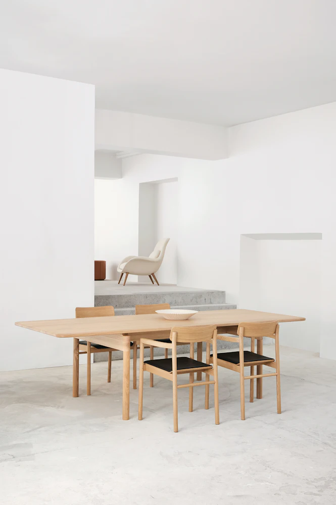 Post Dining Chair