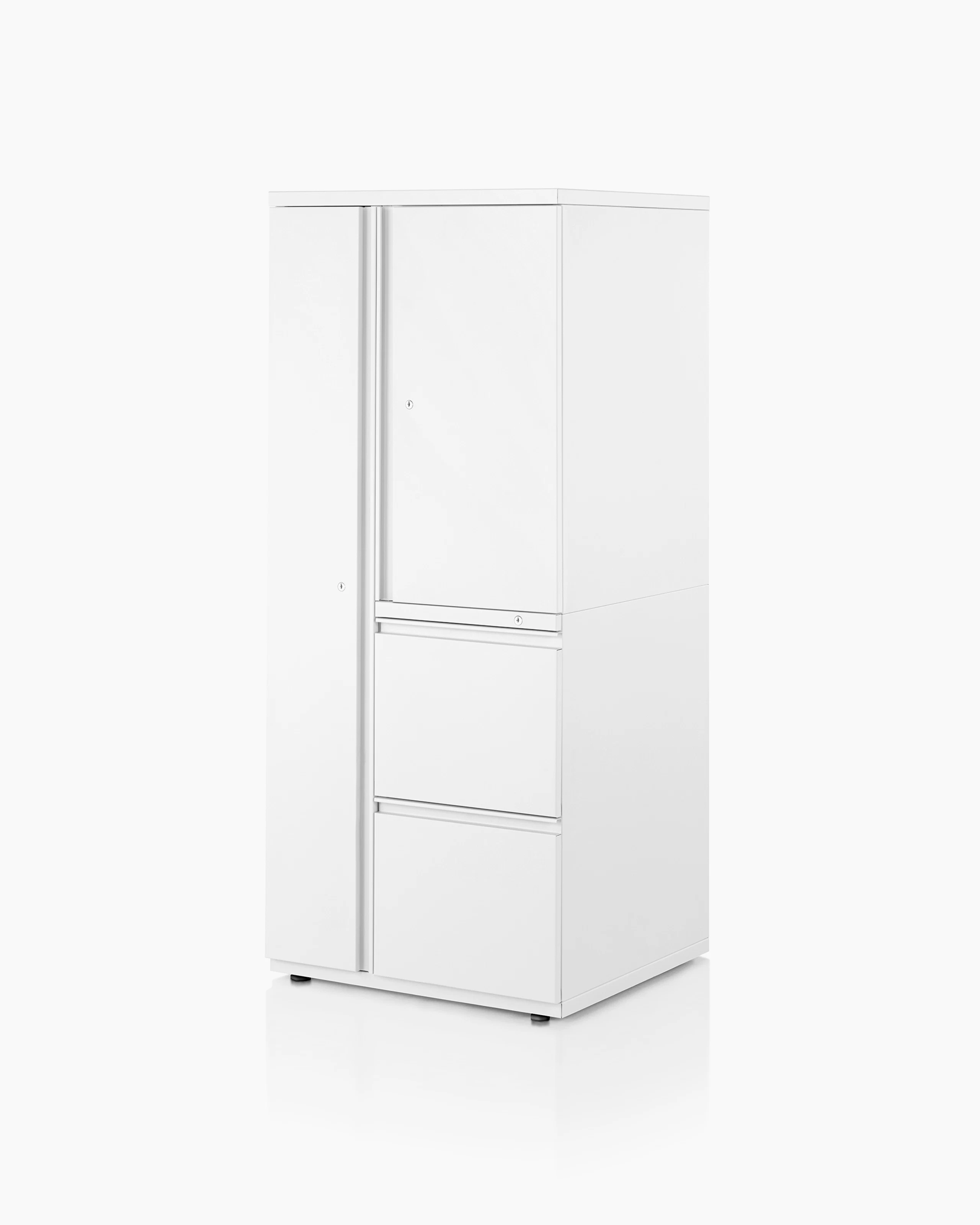 Tu Metal Storage Tower, Storage Case