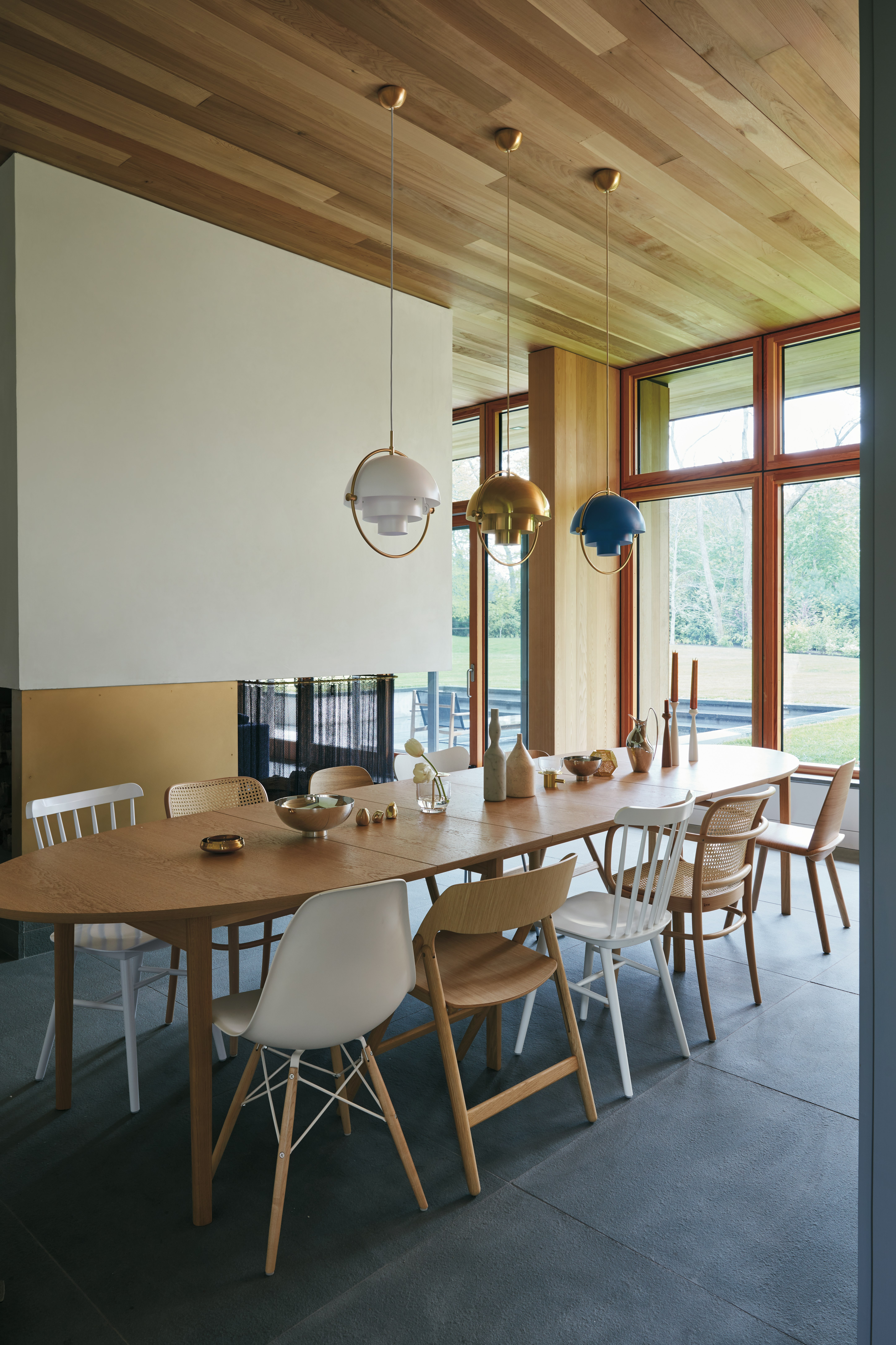 Eames Molded Plastic Side Chair