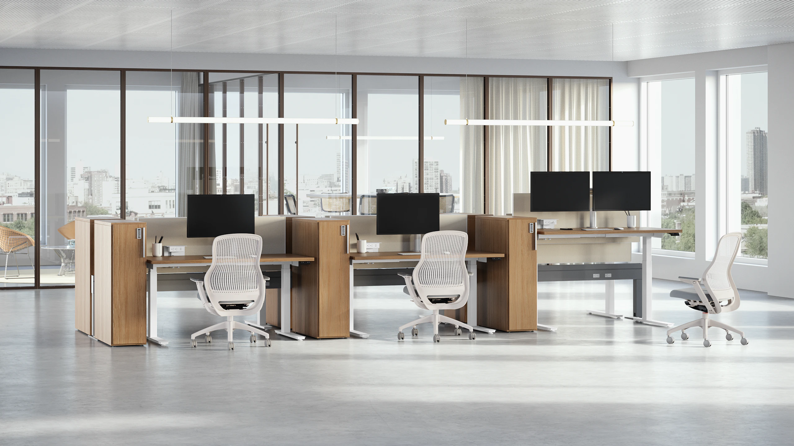 Assigned Seating with Lev Height-Adj. Table and Antenna with ReGeneration chairs