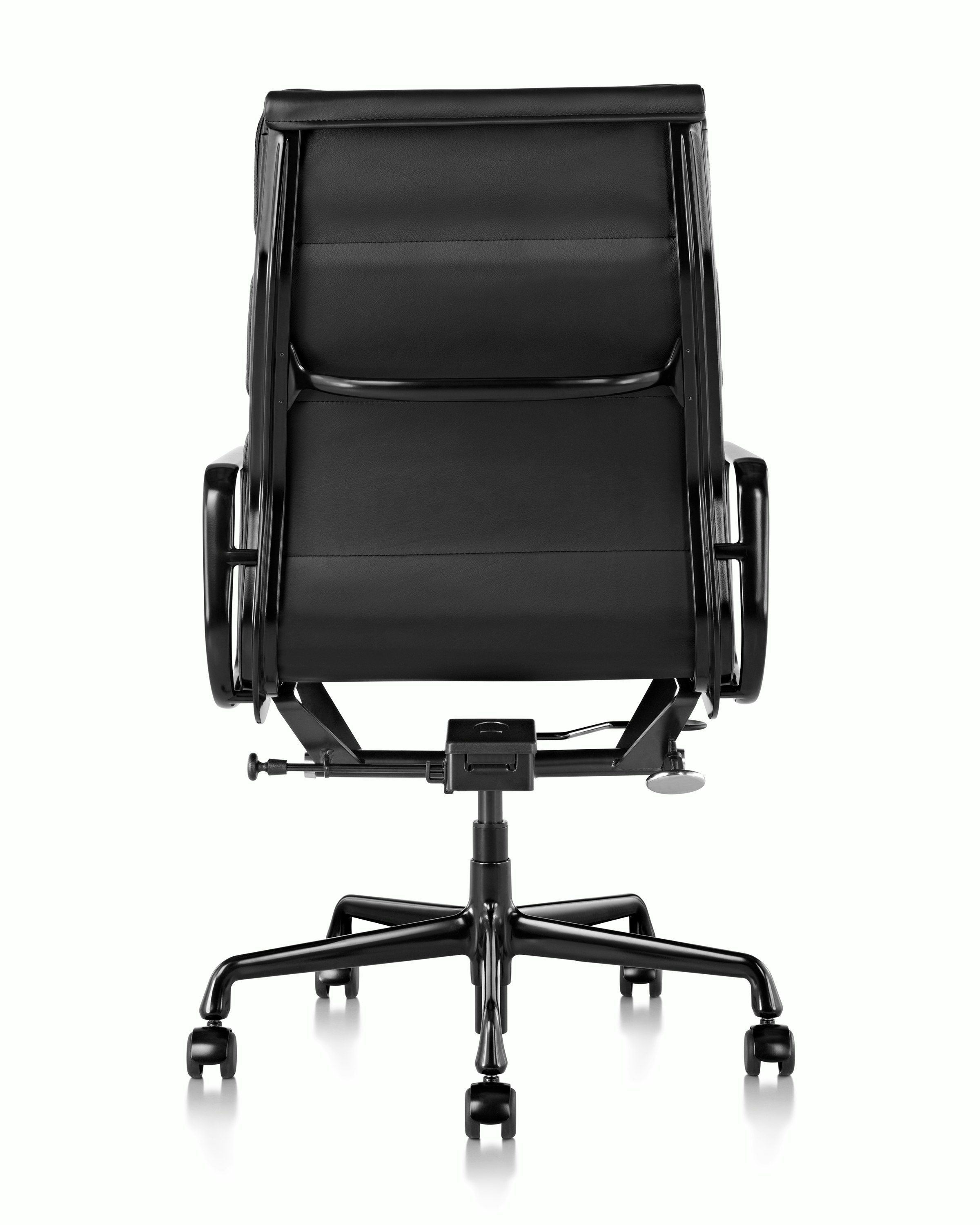 Eames Soft Pad Chair