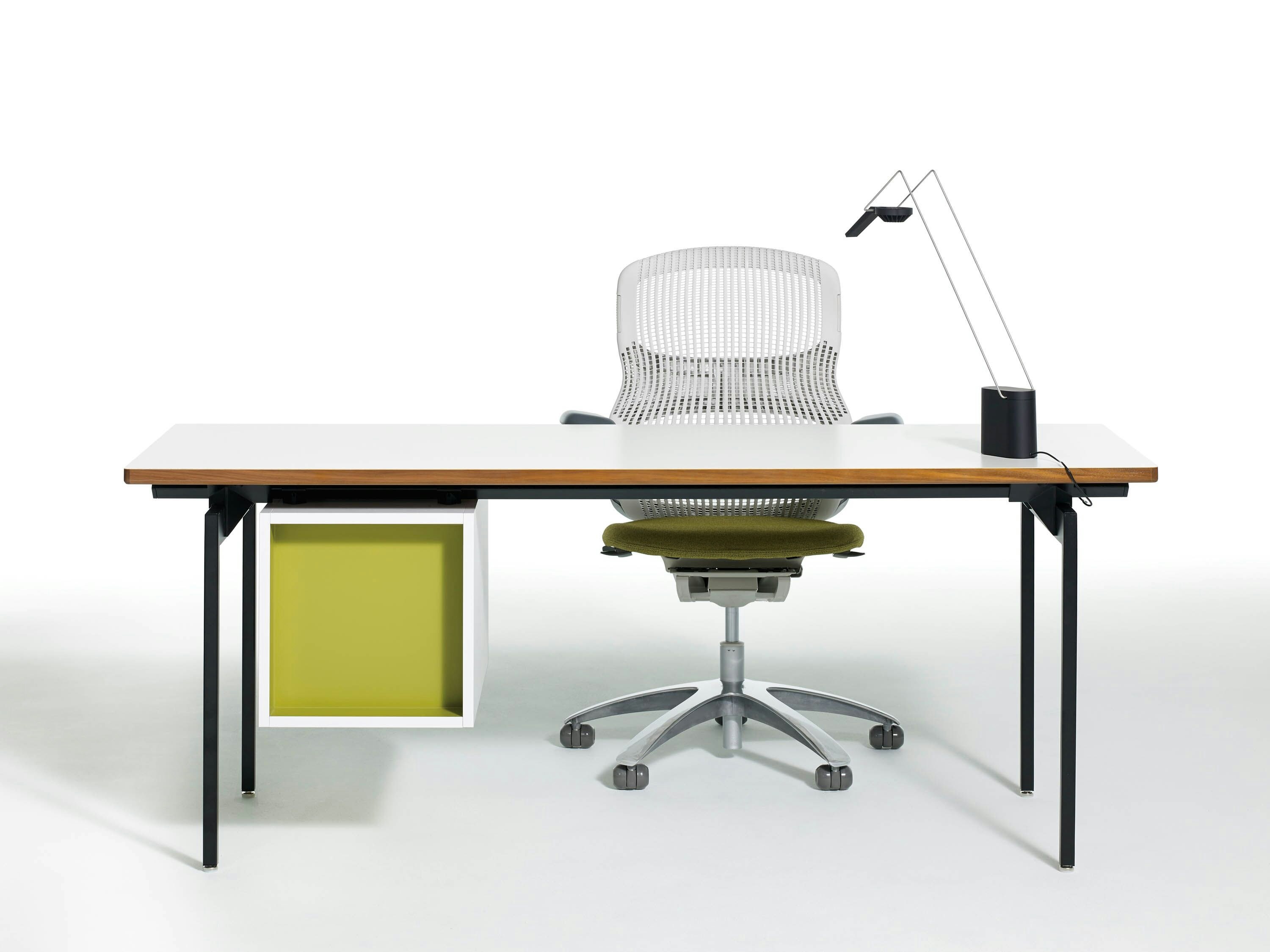 Antenna® Tables and Desks | Knoll