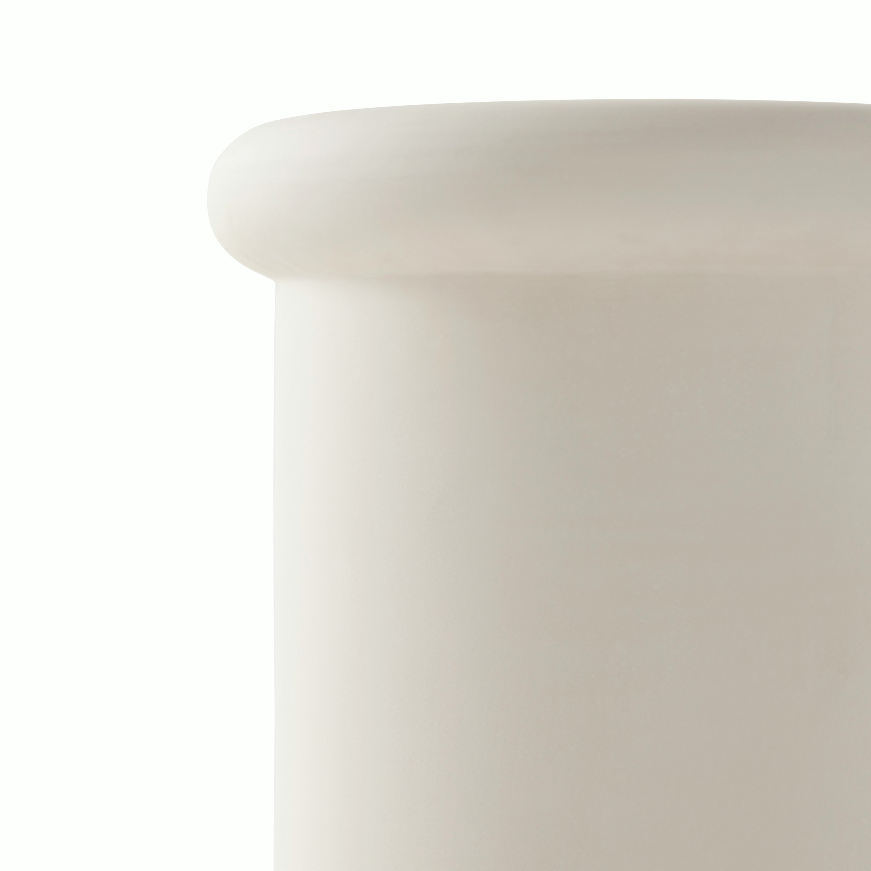 Earth Outdoor Cocktail Table in Concrete Husk