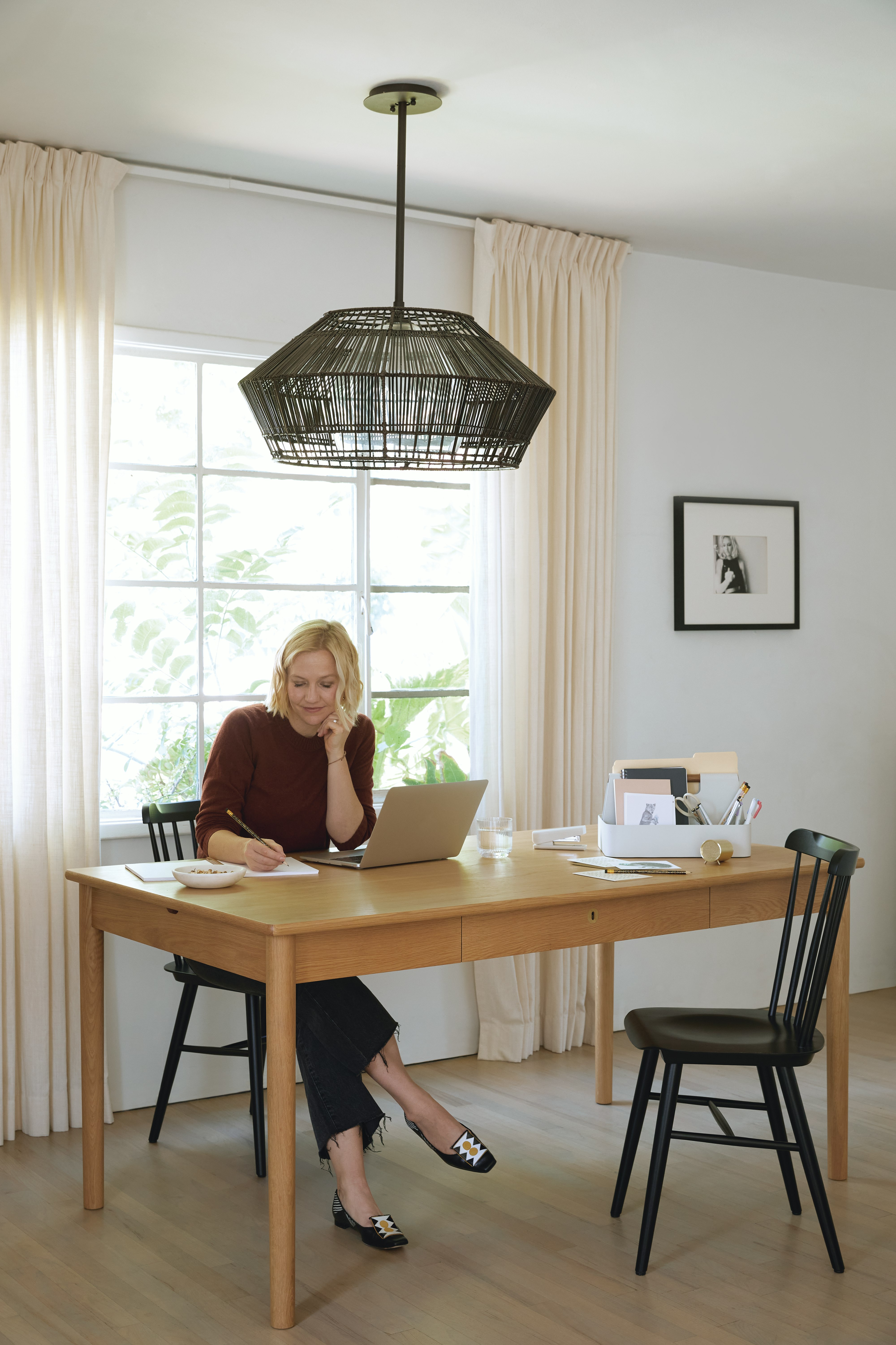Edel Desk with Salt Chair