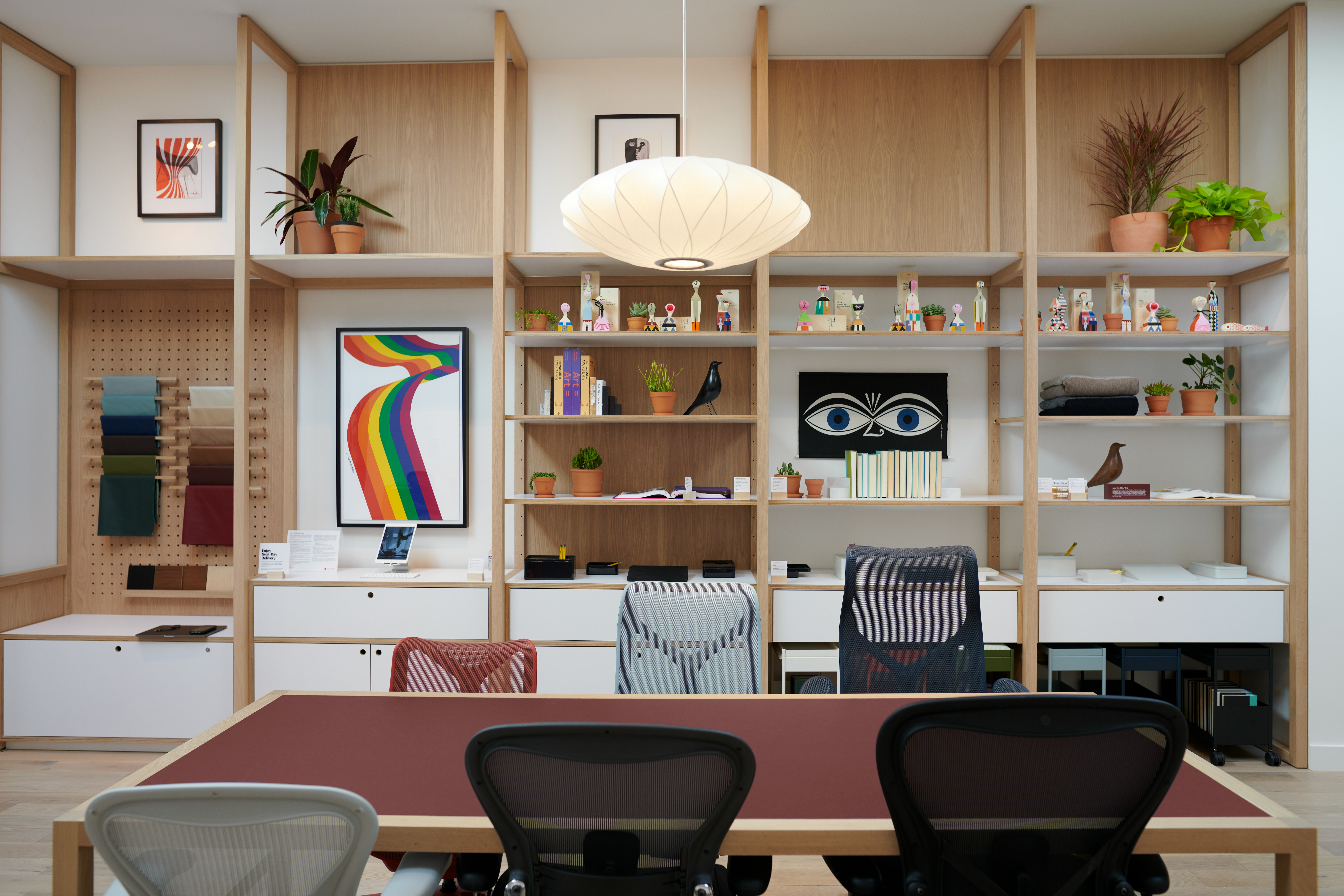 Herman Miller LA Robertson