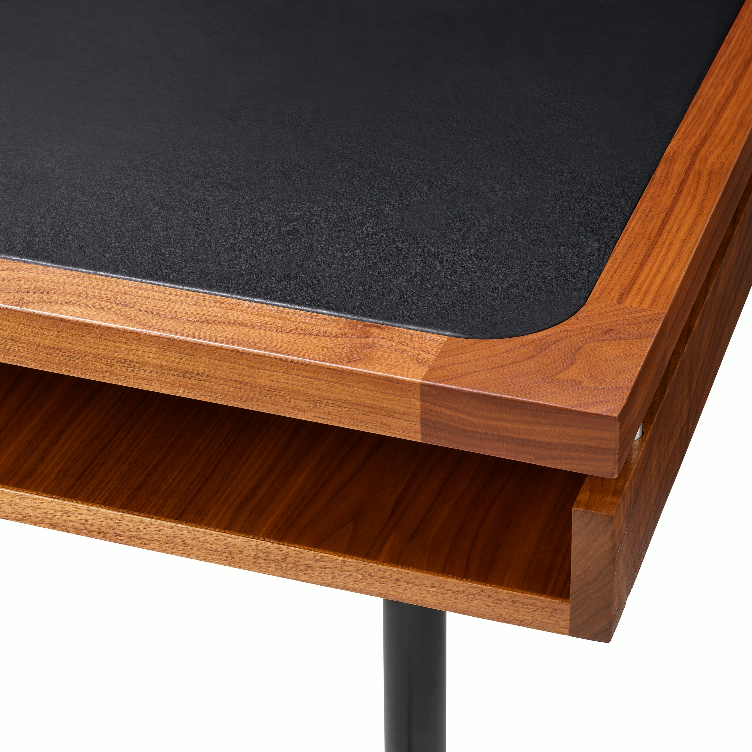  Eames 2500 Series Executive Desk detail of corner