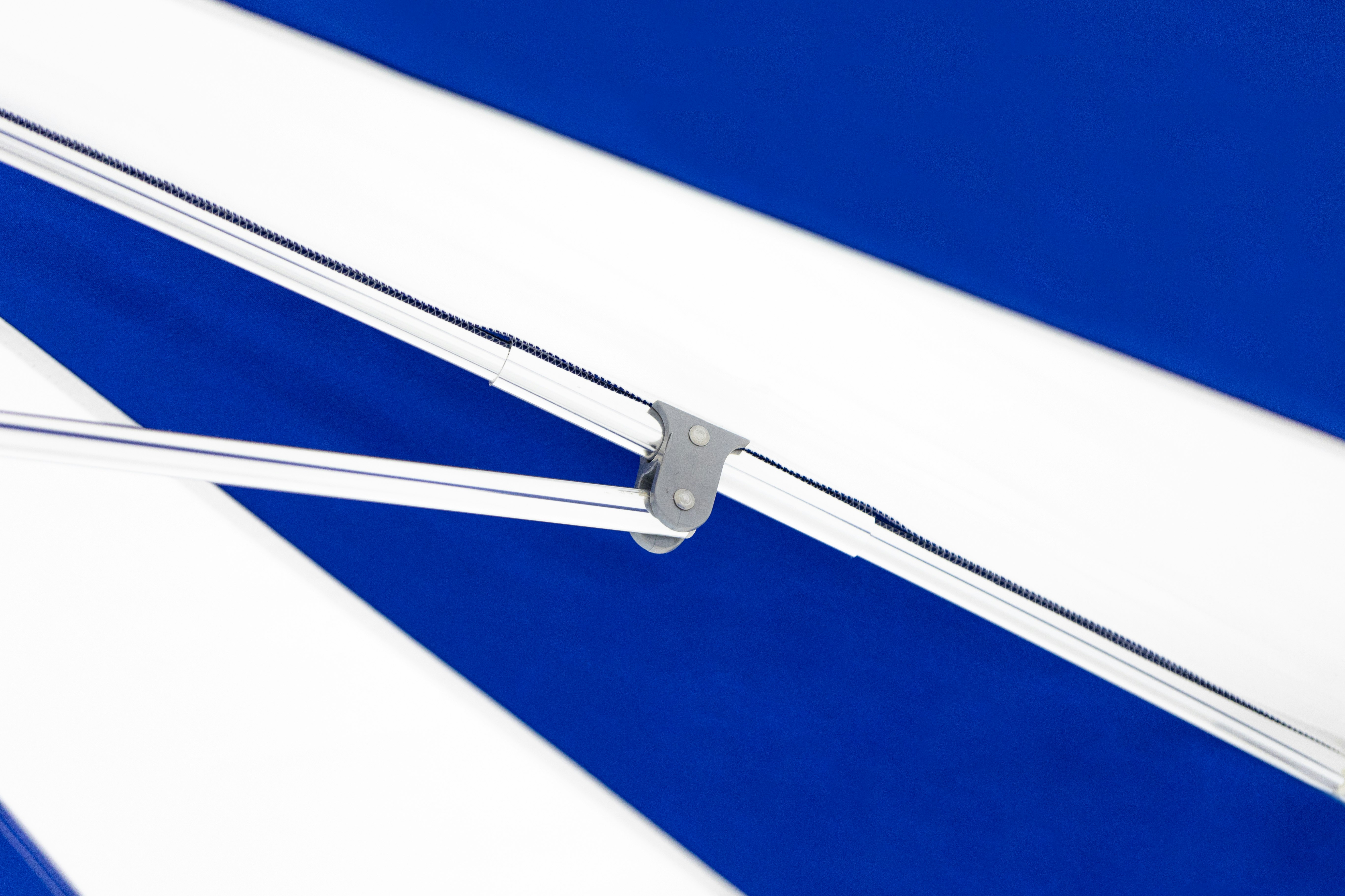 Tuuci Ocean Master Pagoda Umbrella