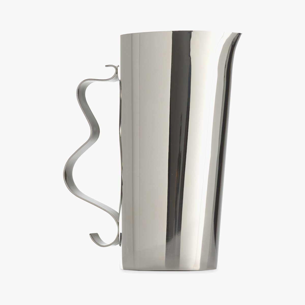 Squiggle Pitcher