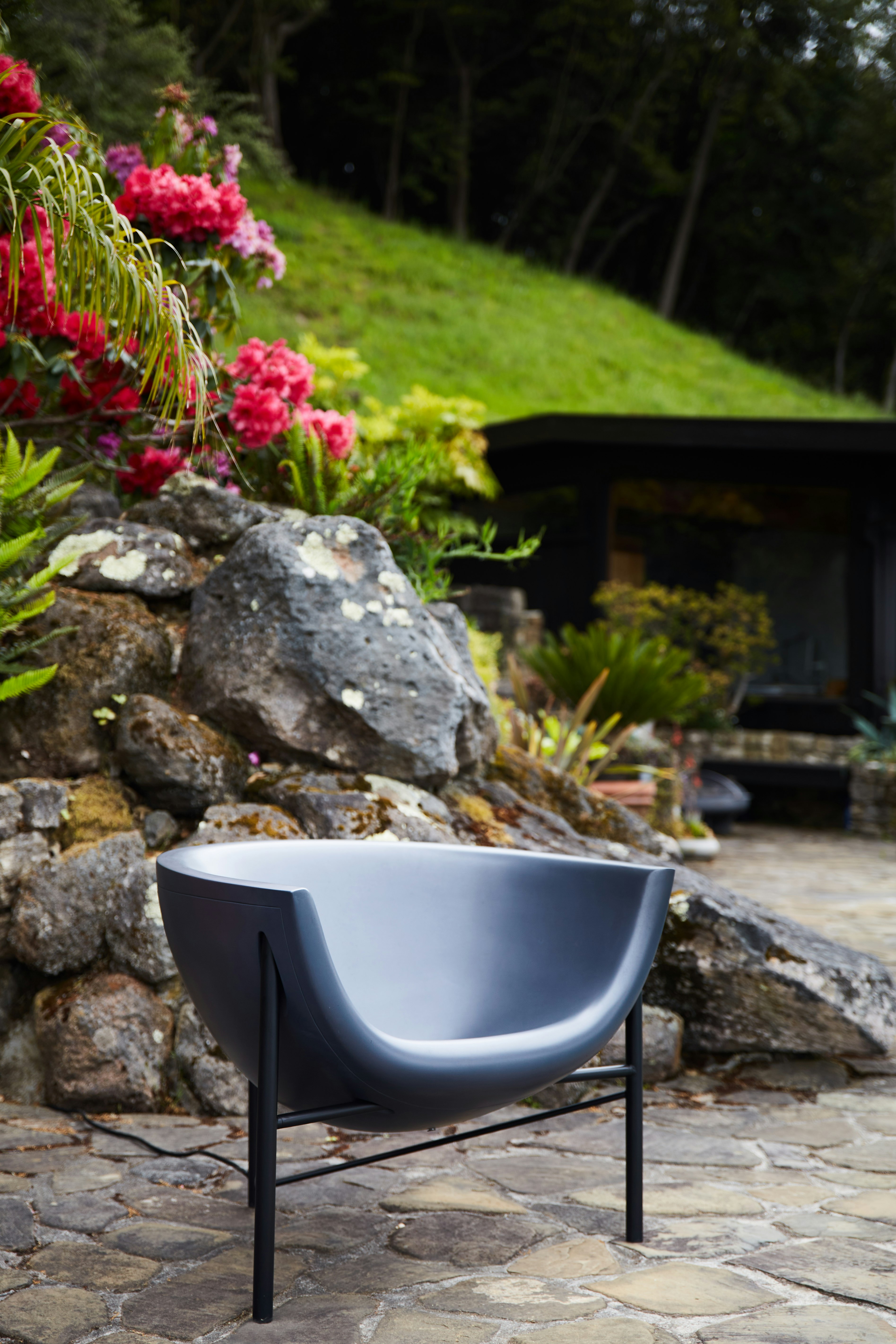 Kosmos Heated Lounge Chair