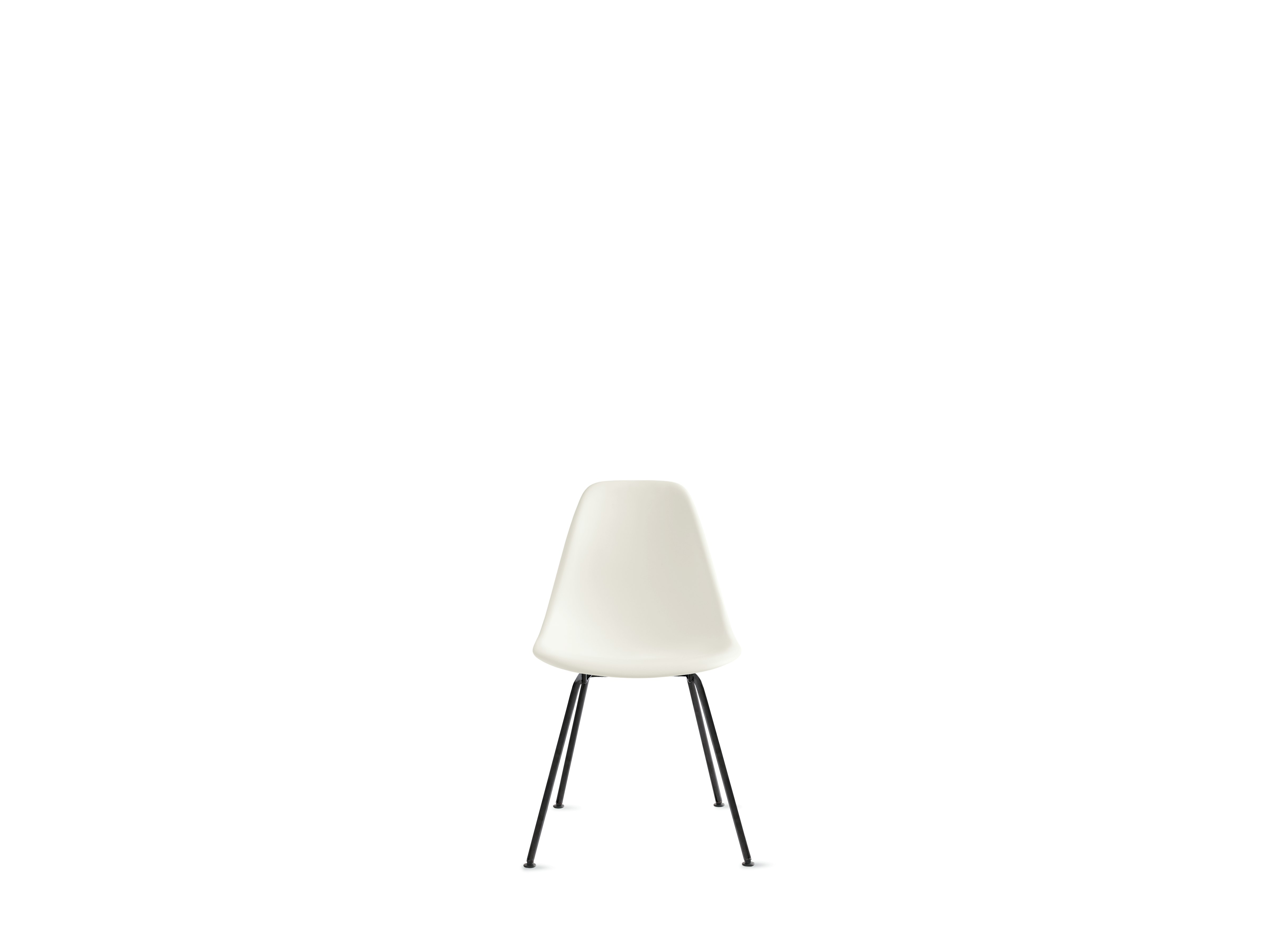 Eames Molded Plastic 4-Leg Side Chair (DSX)