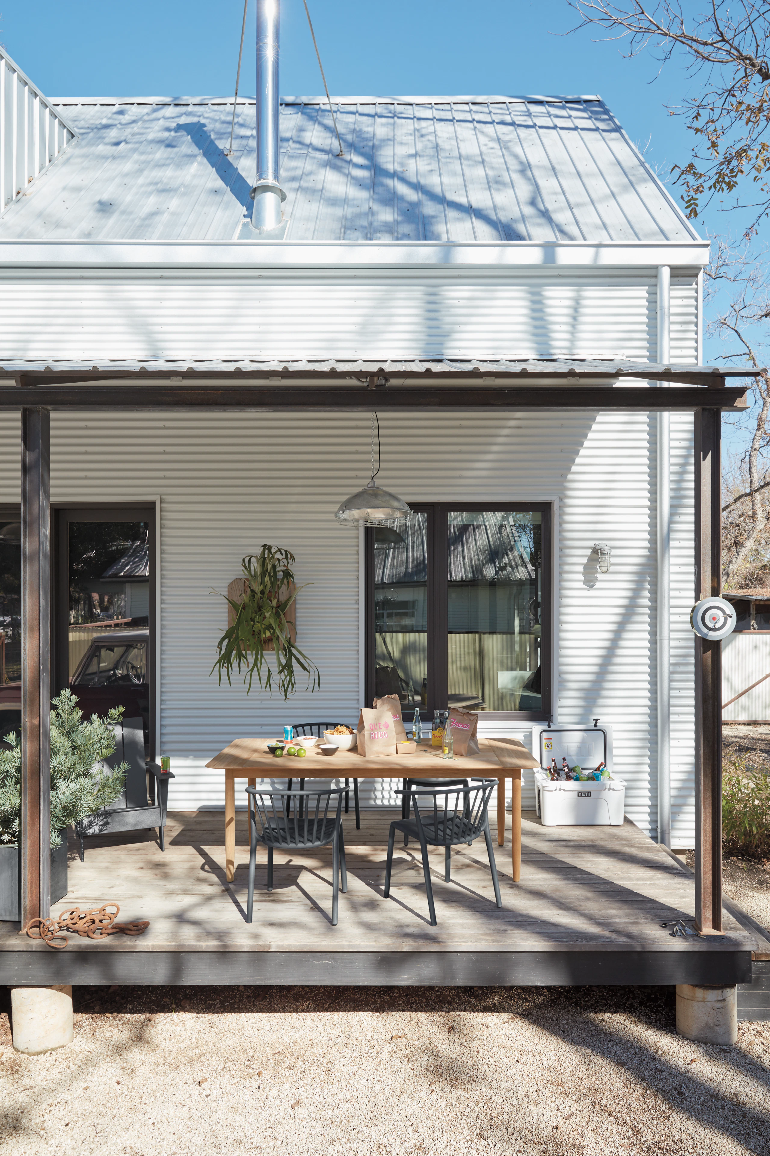 Terassi Dining Table with Woody Armchair