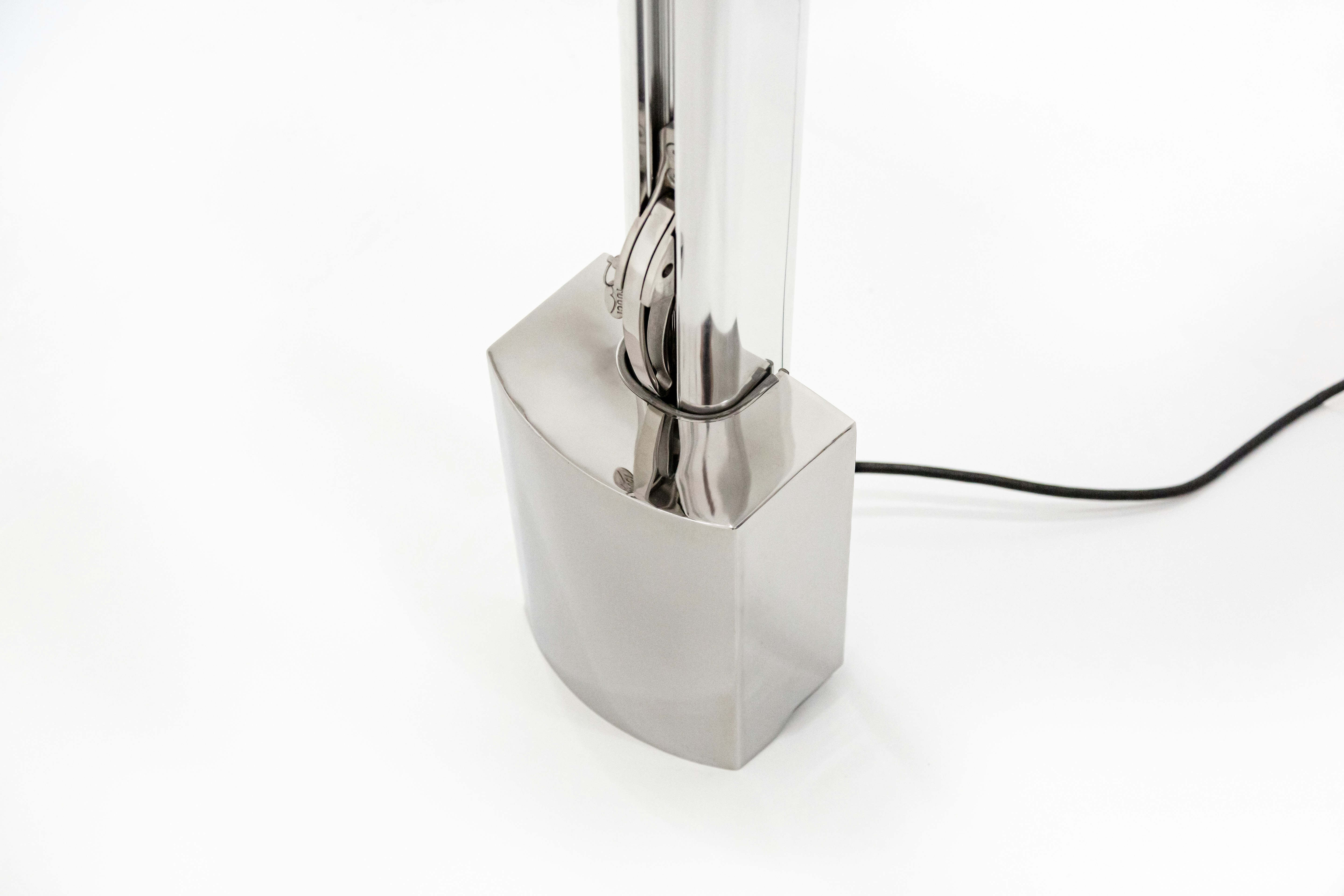 Tuuci Ocean Master Max Low-Profile Cantilever Umbrella w/Heating & Lighting