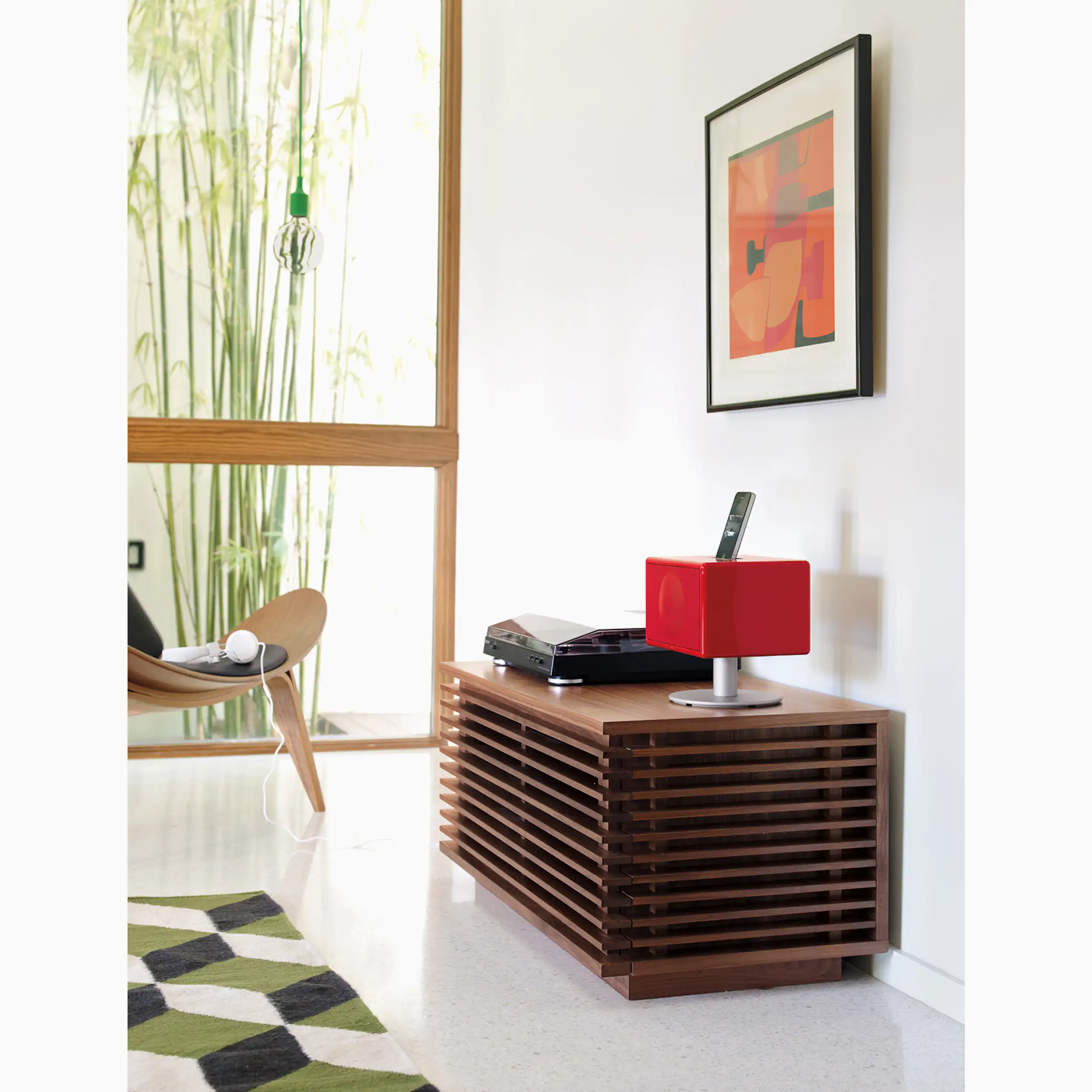 28375 Console Line Media Console, 55