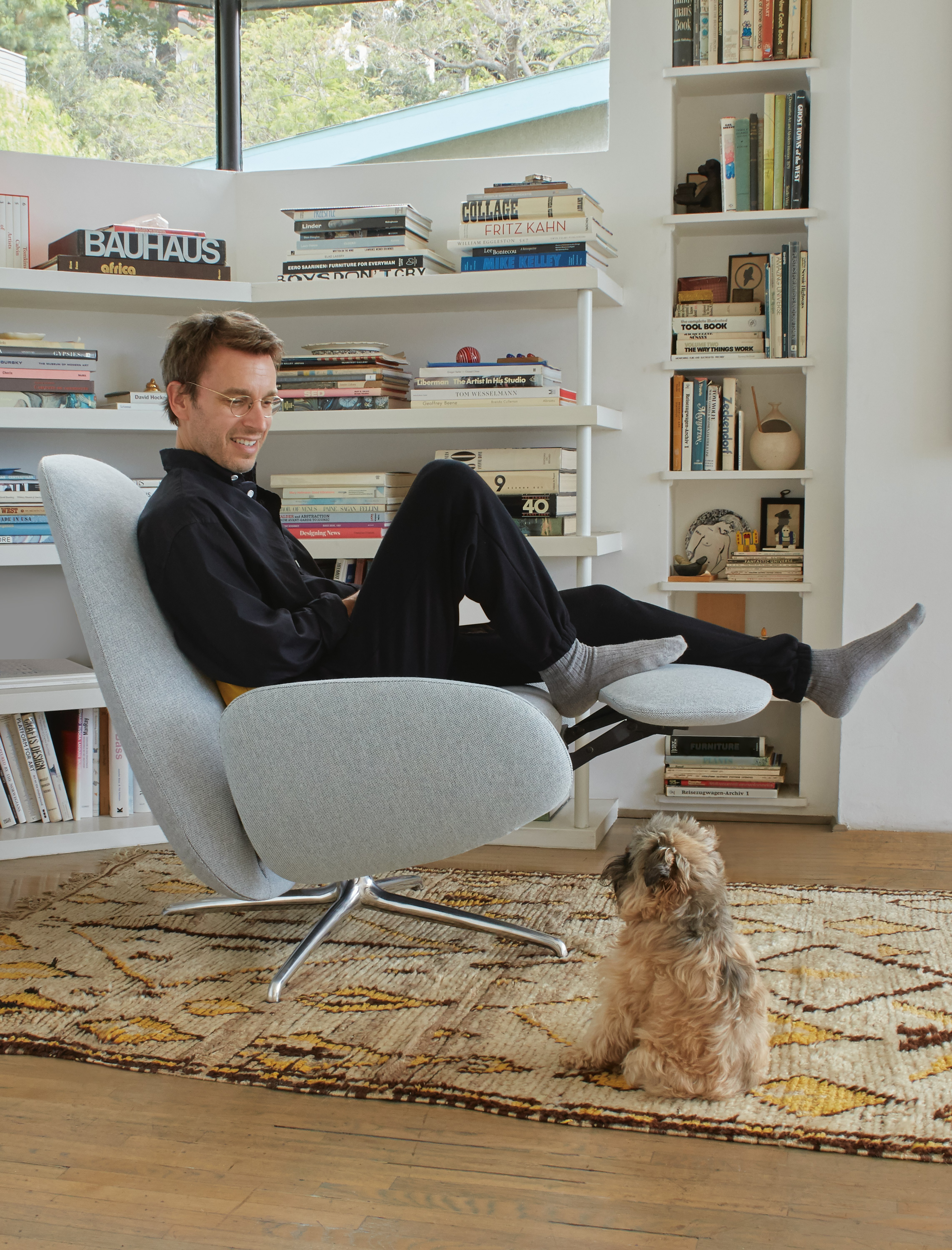 Vala Swivel Recliner