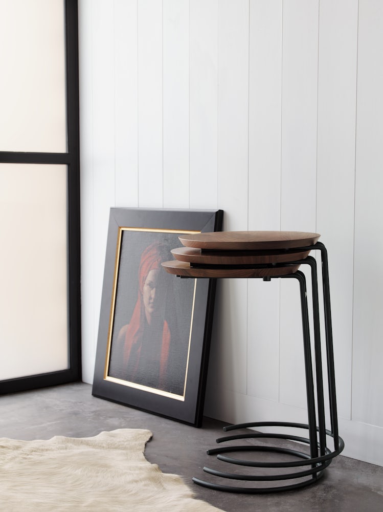 T.710 Small Side Table – Design Within Reach