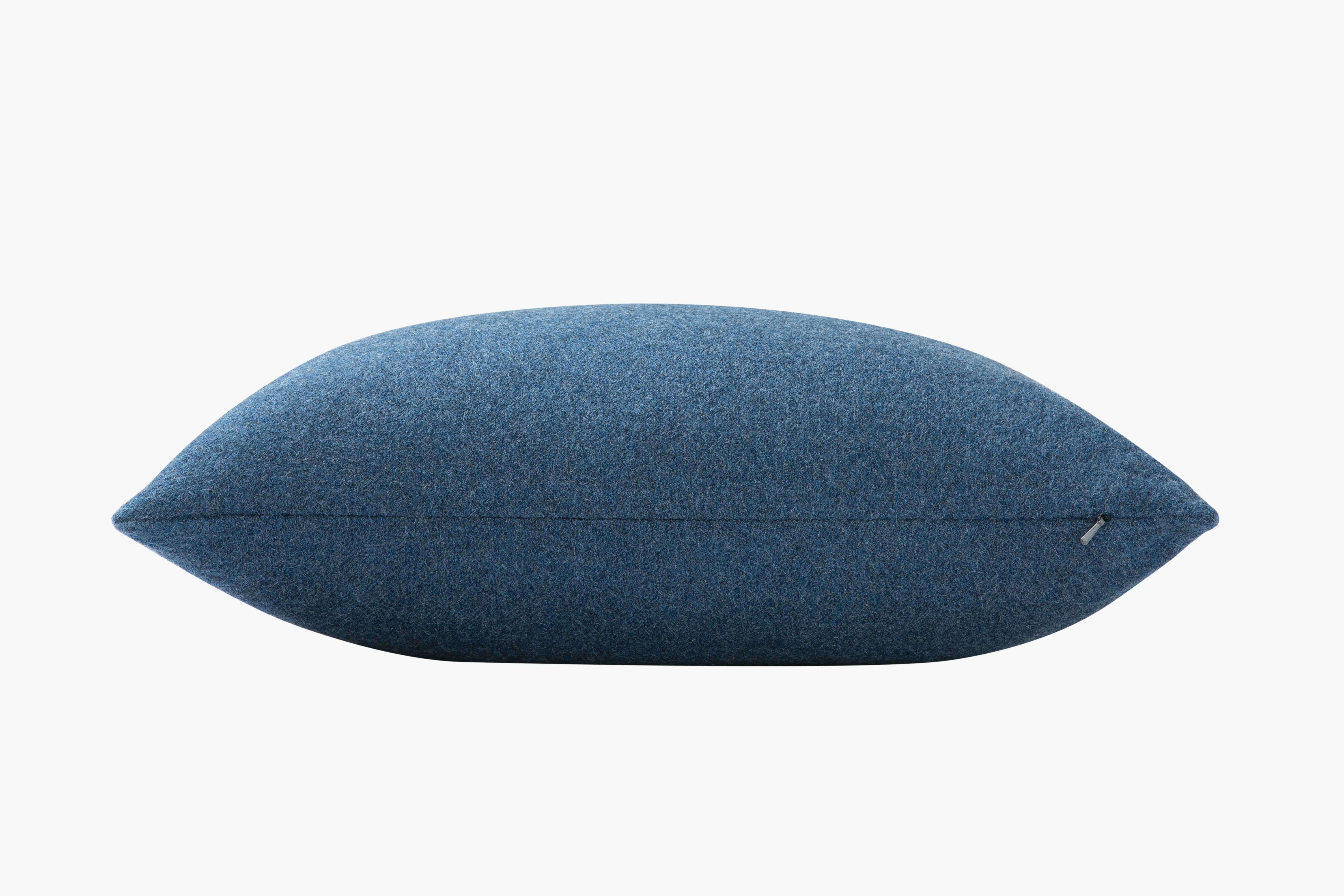 Oona Pillow