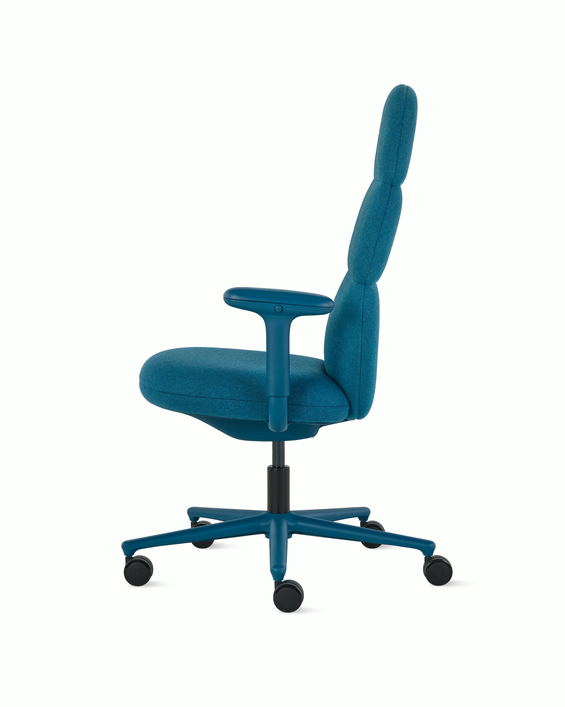 Side view of a high-back Asari chair by Herman Miller in teal blue with height adjustable arms.