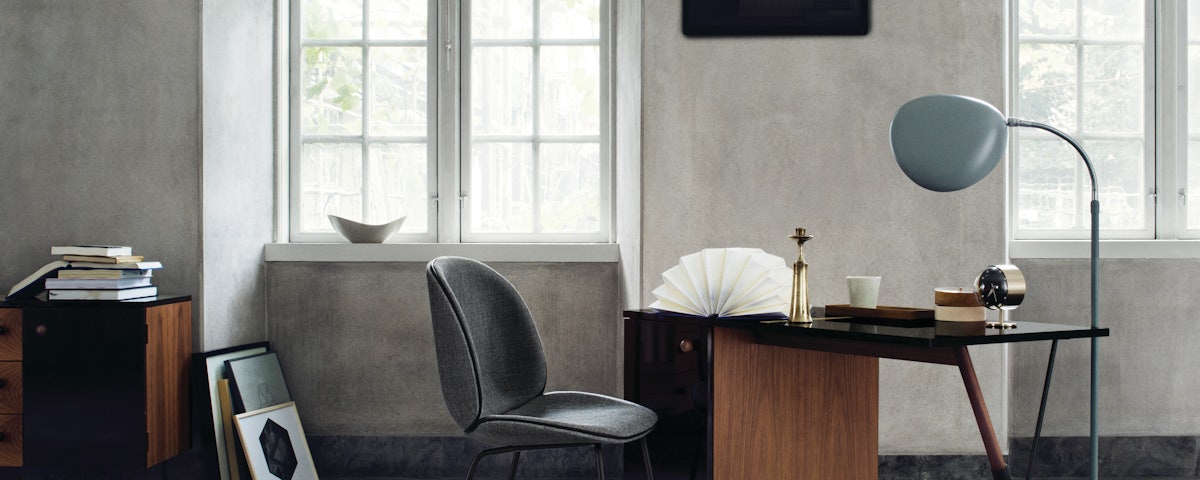 Cobra Floor Lamp