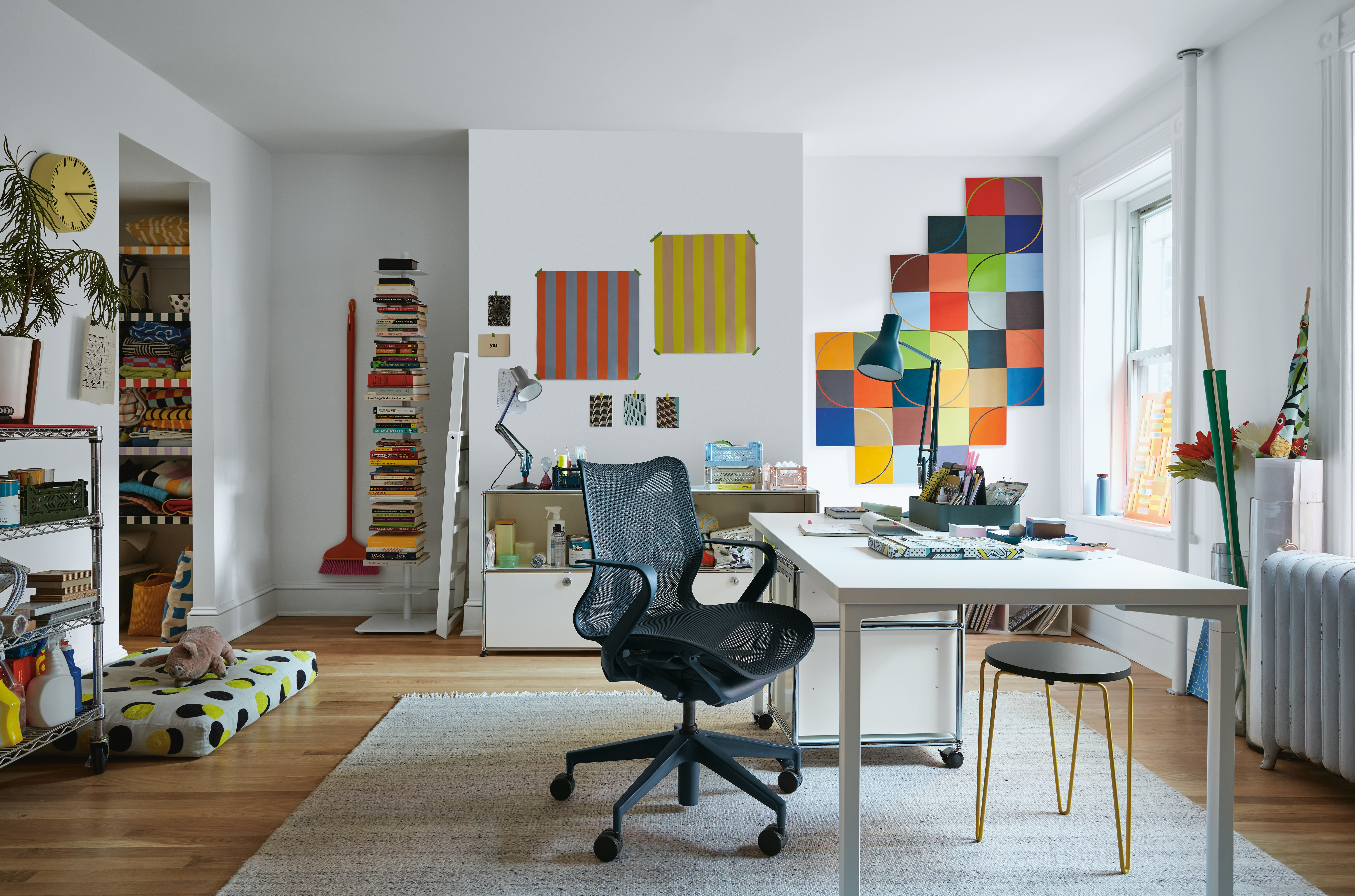 Florence Knoll Hairpin&trade; Stacking Table