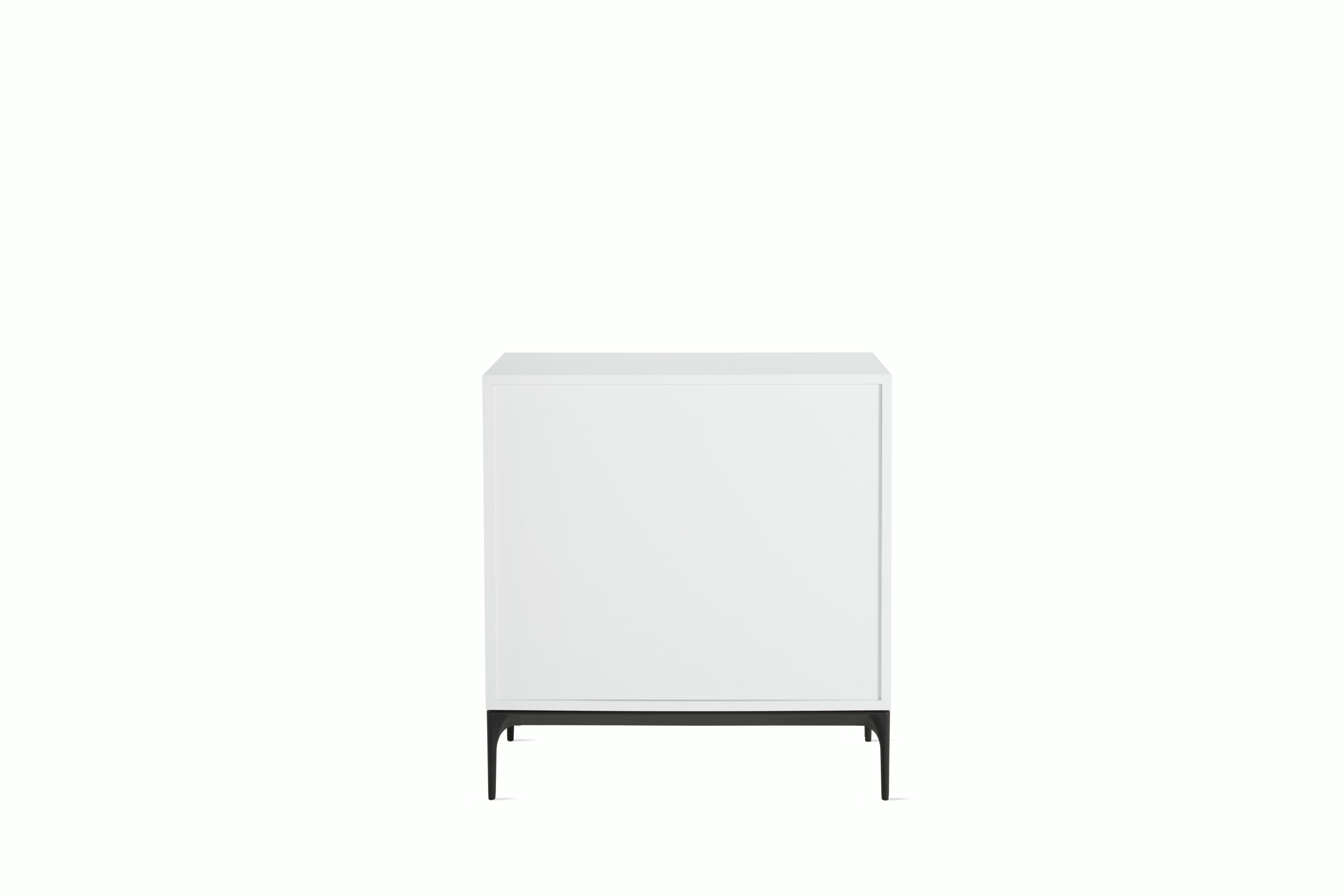 Lauki Wide Dresser 32 with Legs