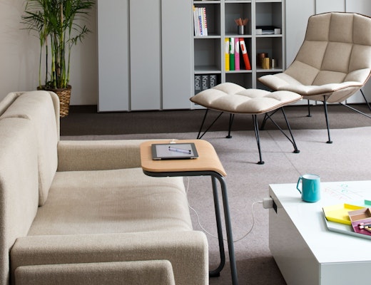 Refuge Space to Recharge Knoll Communite Refuge space for Activity Spaces