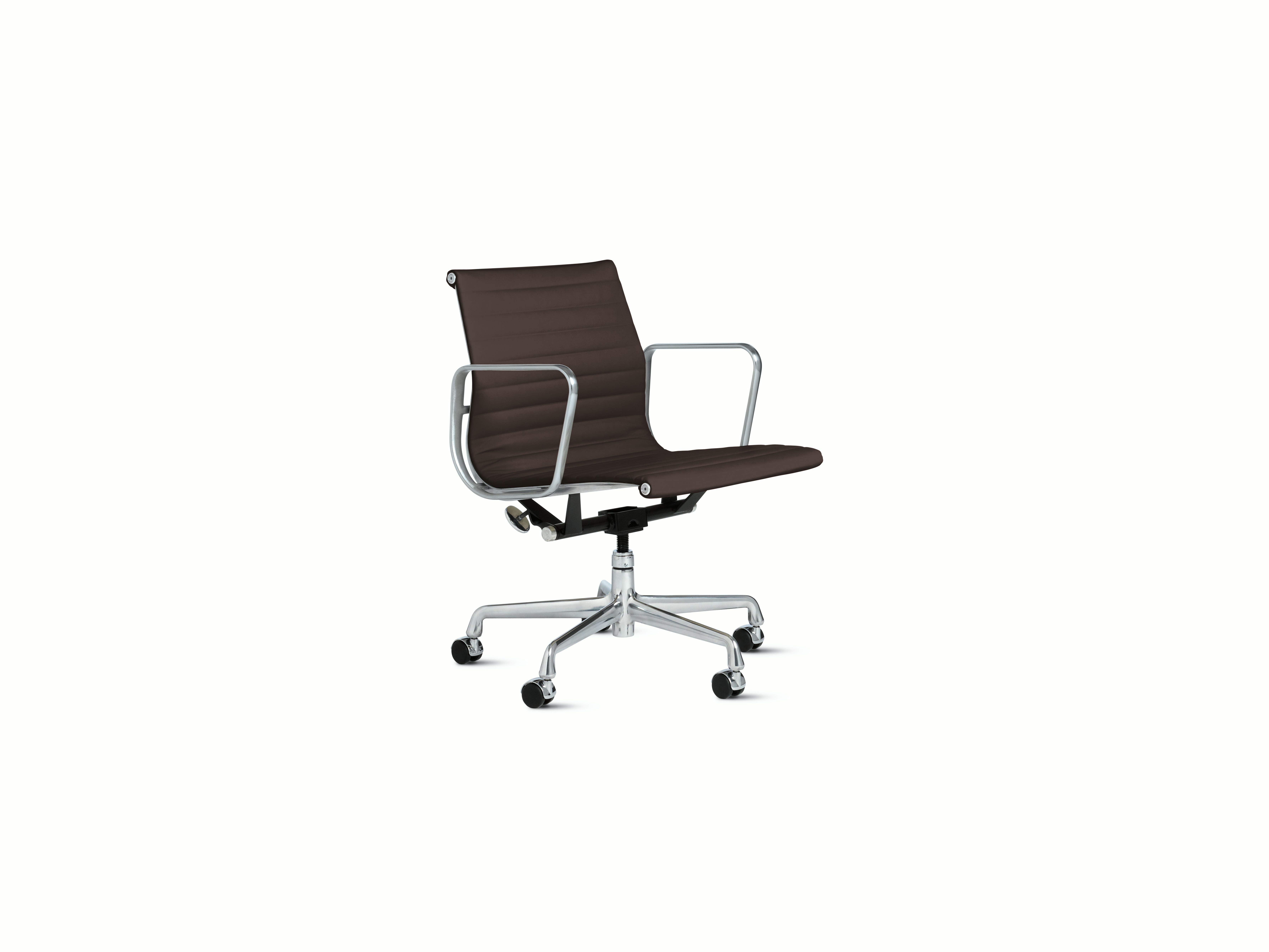 Eames Aluminum Group Management Chair