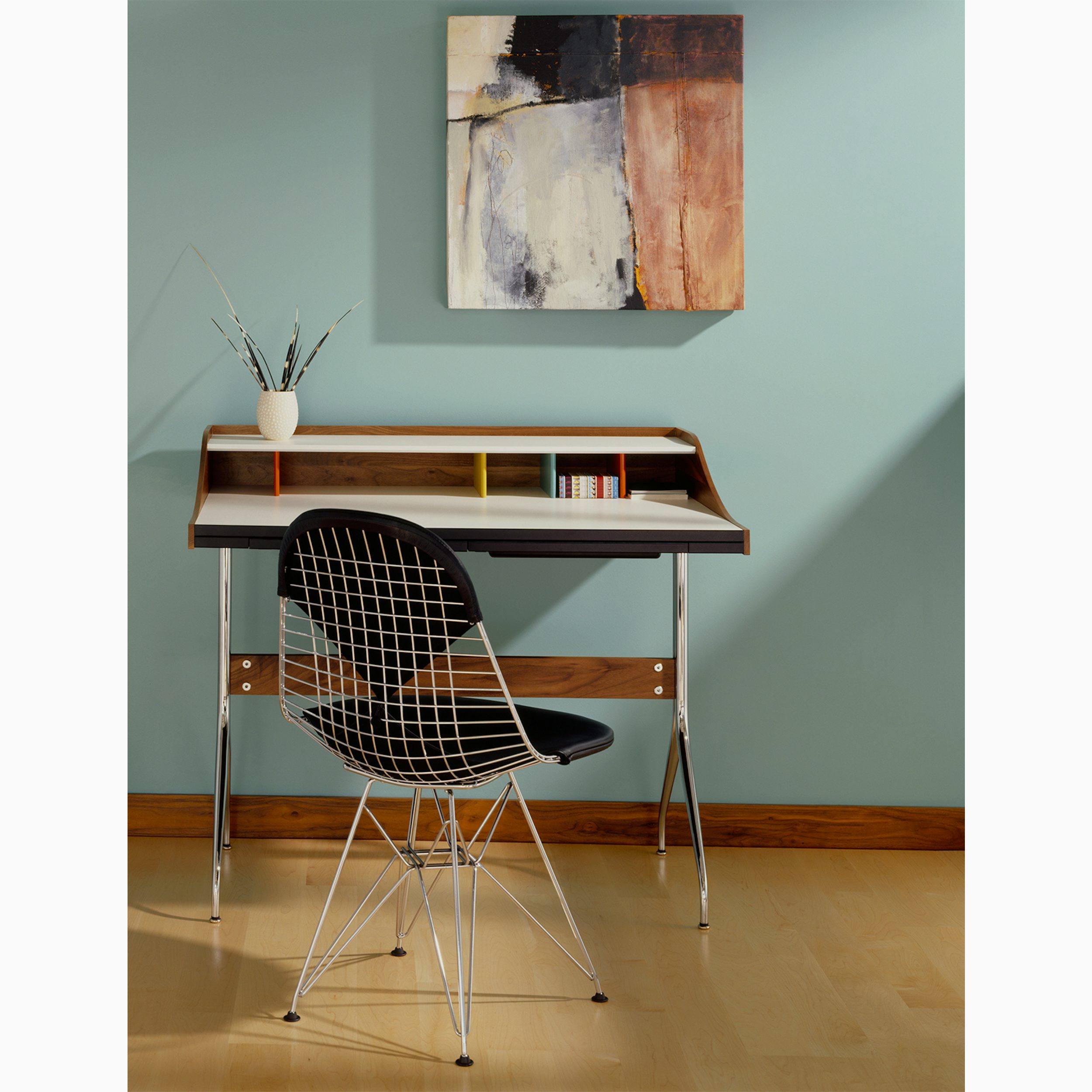 Eames Wire Chair, with Seat Pad – Herman Miller Store Eames Wire Chair, with Seat Pad – Herman Miller Store