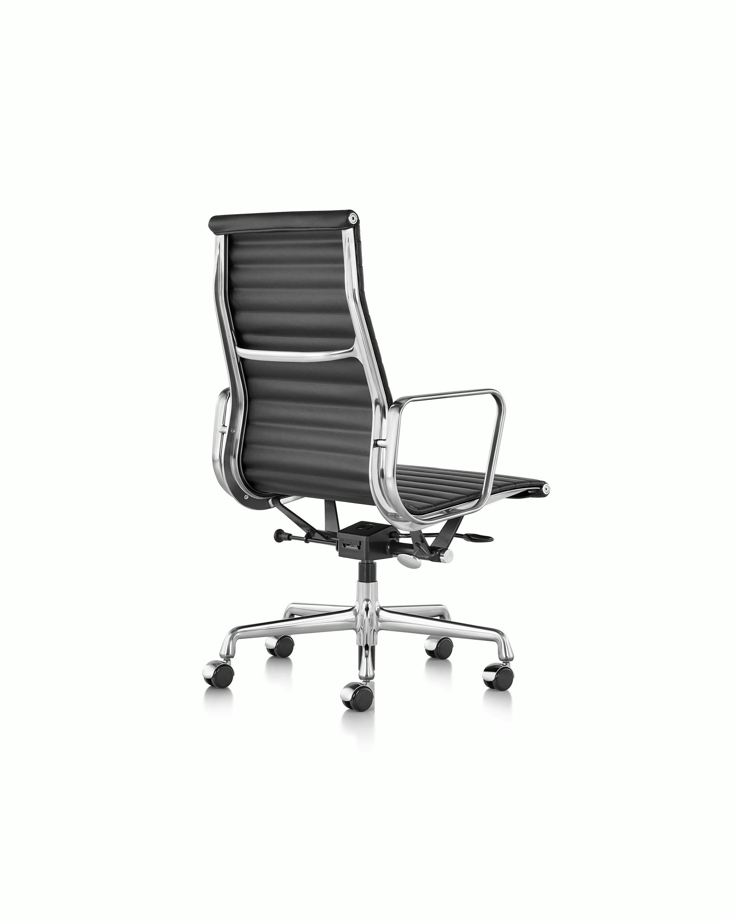 Eames Aluminum Group Chair