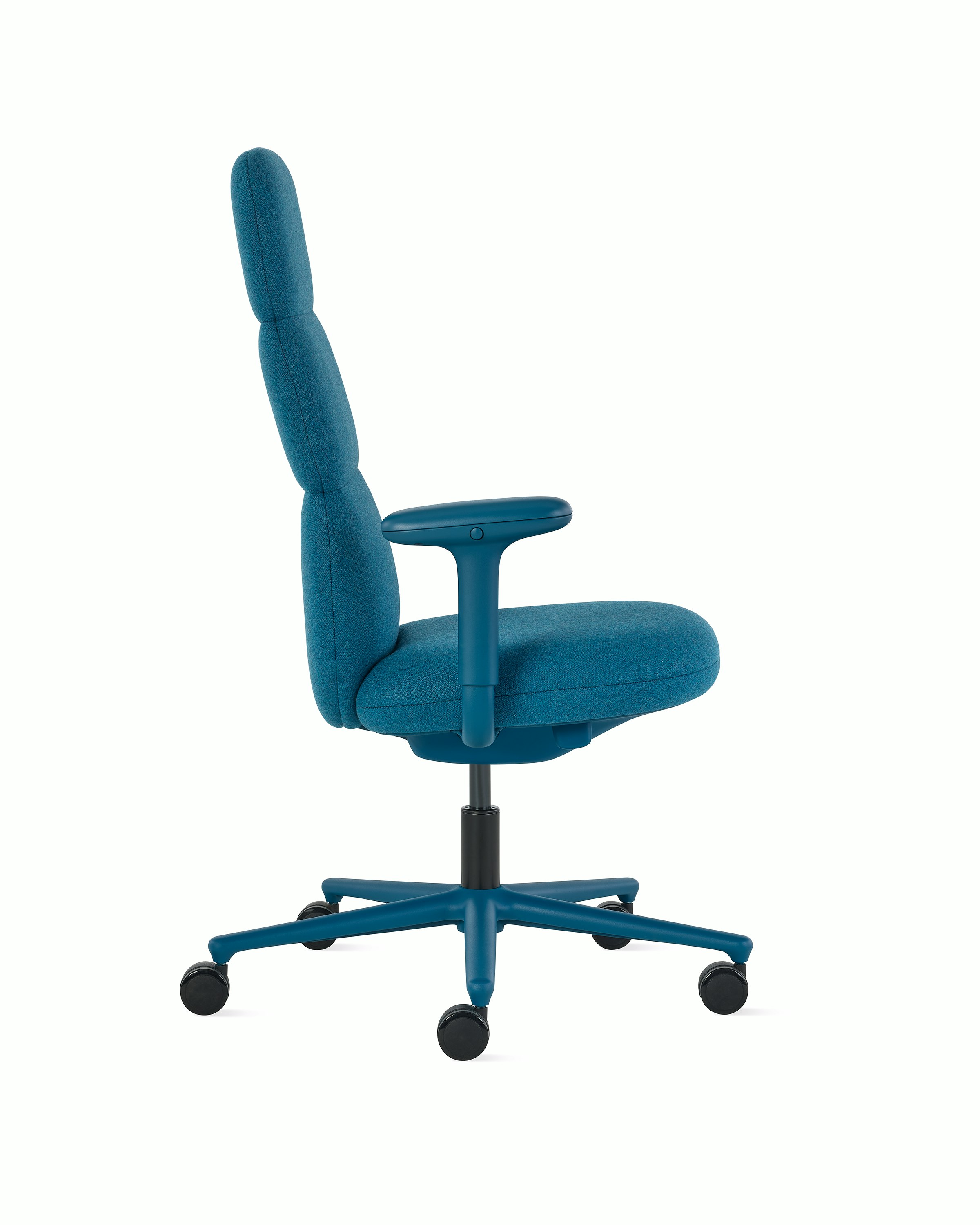 Side view of a high-back Asari chair by Herman Miller in teal blue with height adjustable arms.