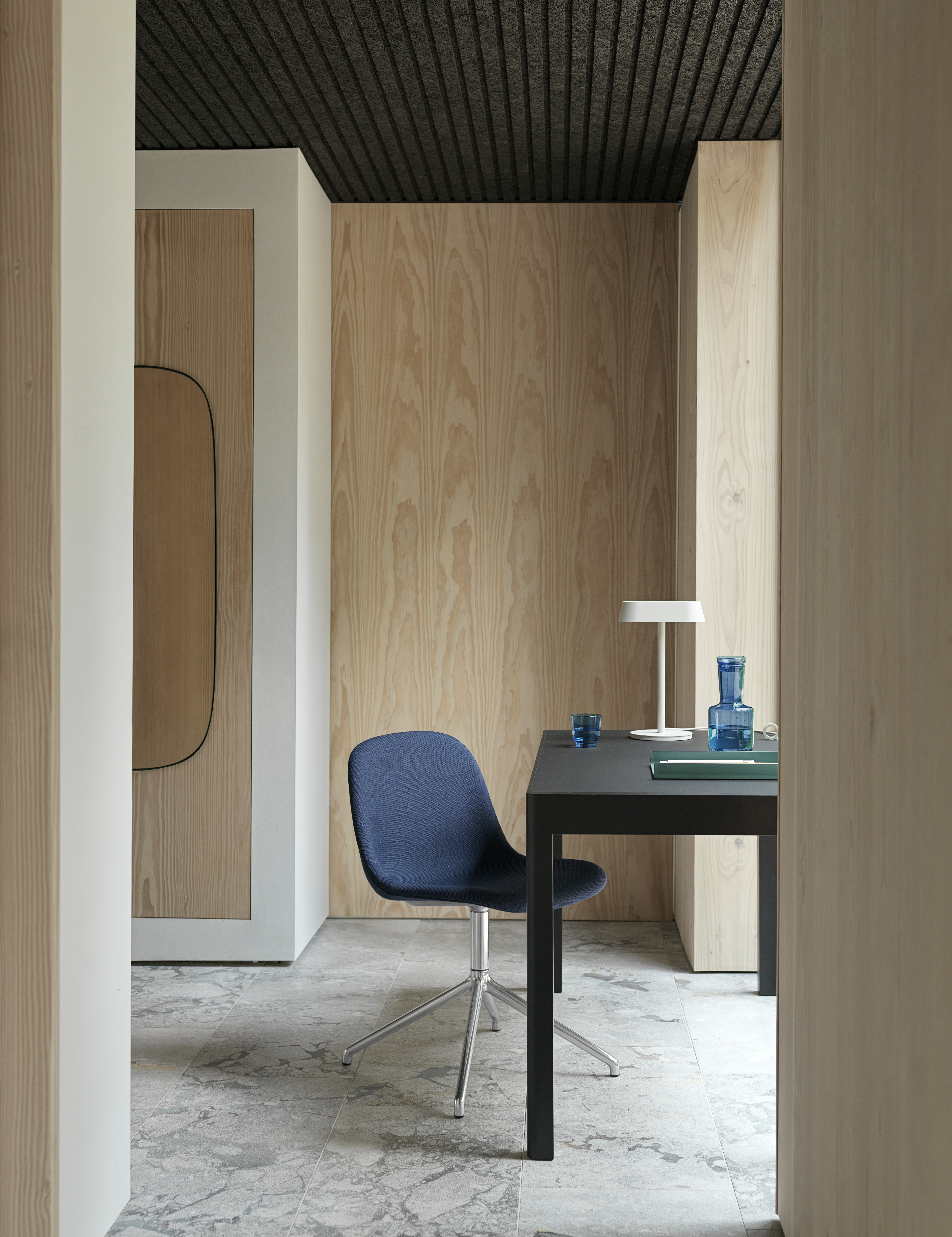 Table Lamps & Floor Lamps