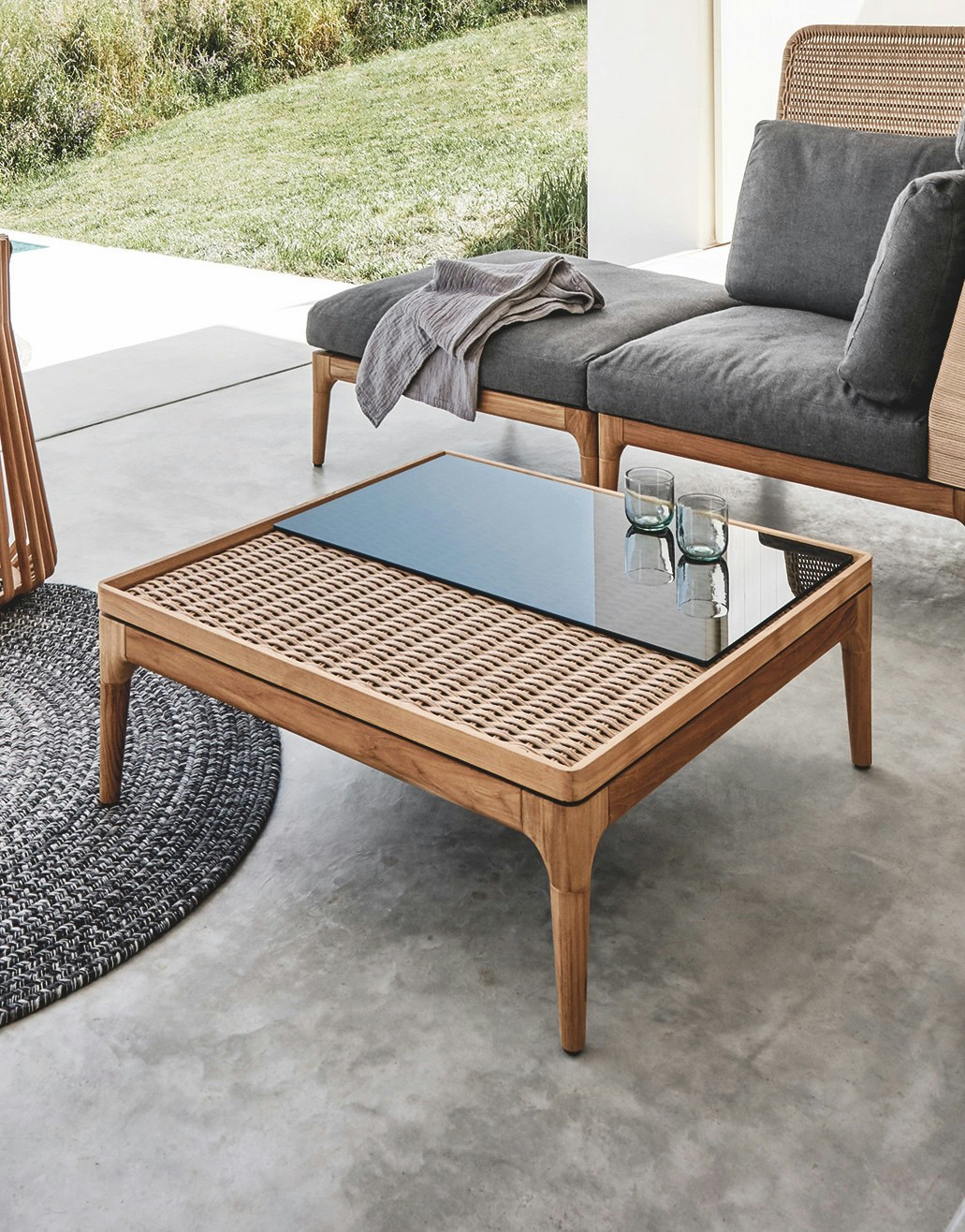 Lima Outdoor Coffee Table
