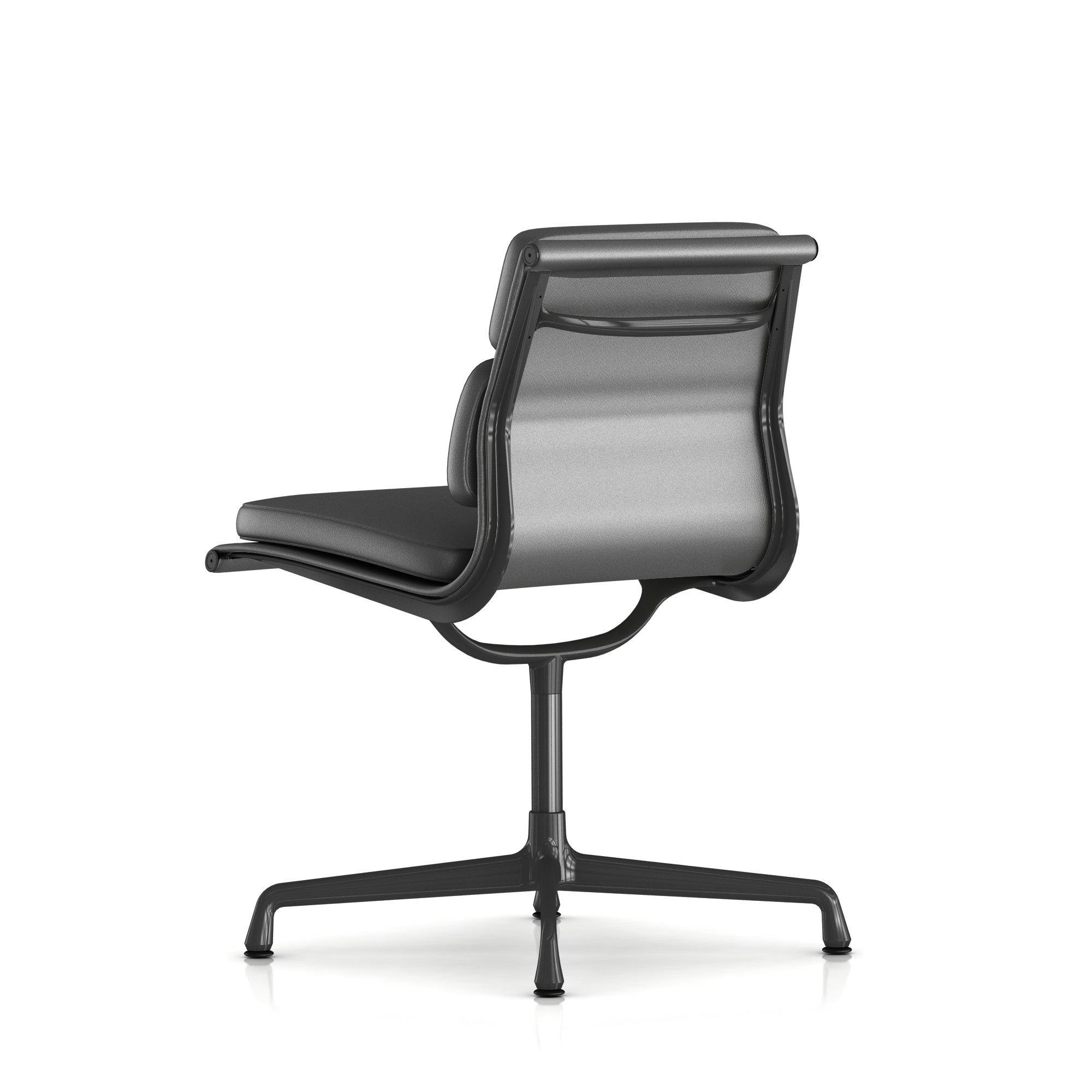 Eames Soft Pad Side Chair