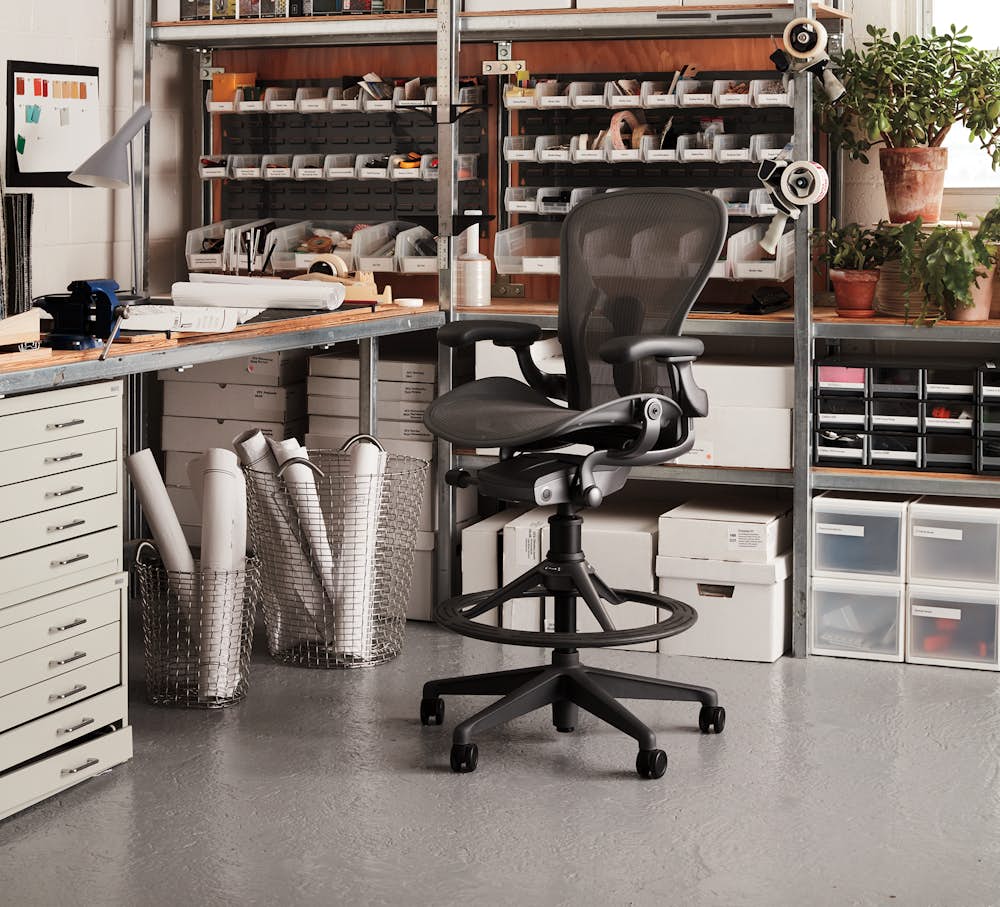 Aeron Stool