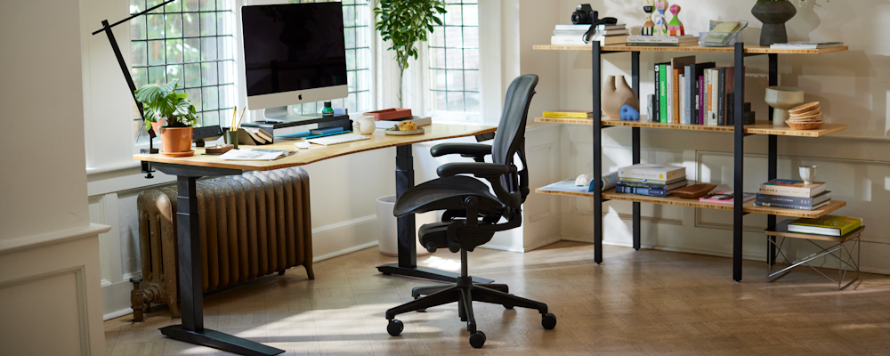 Insights: First week with the Herman Miller Aeron (remastered) chair