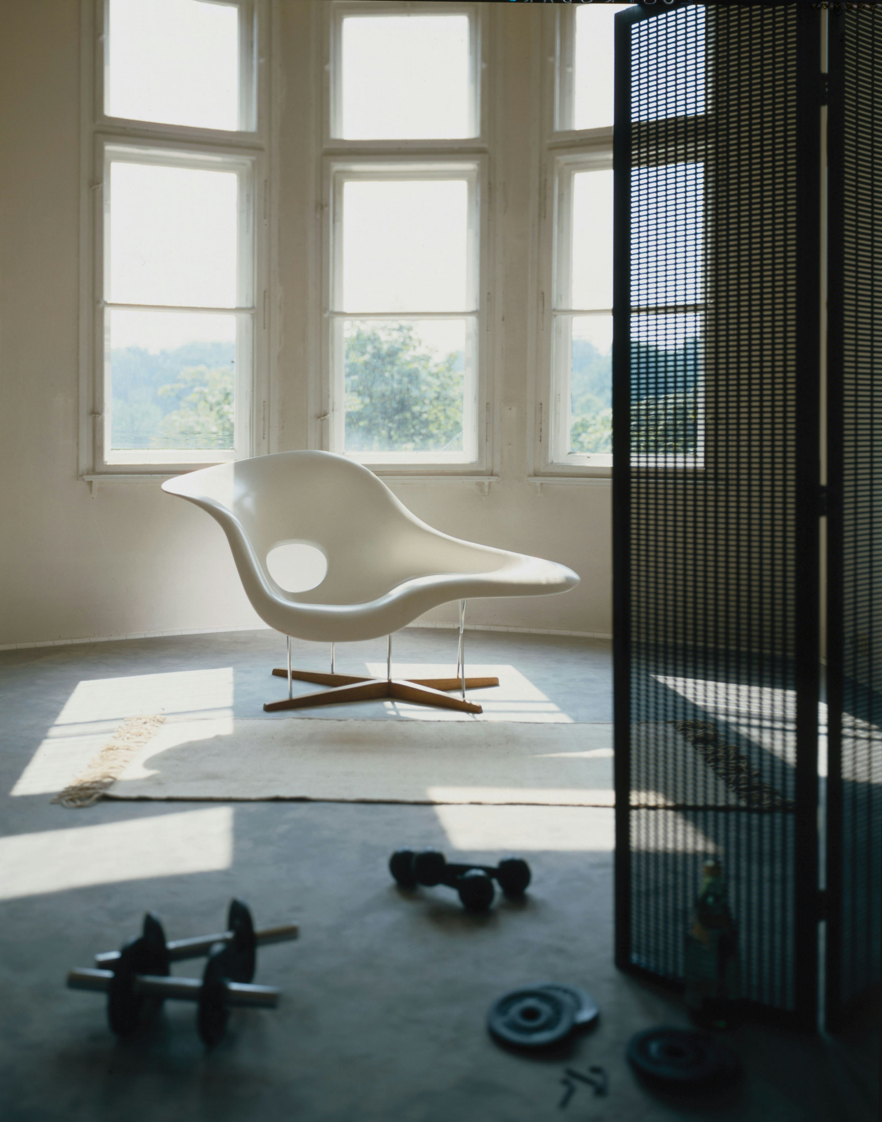 Eames La Chaise