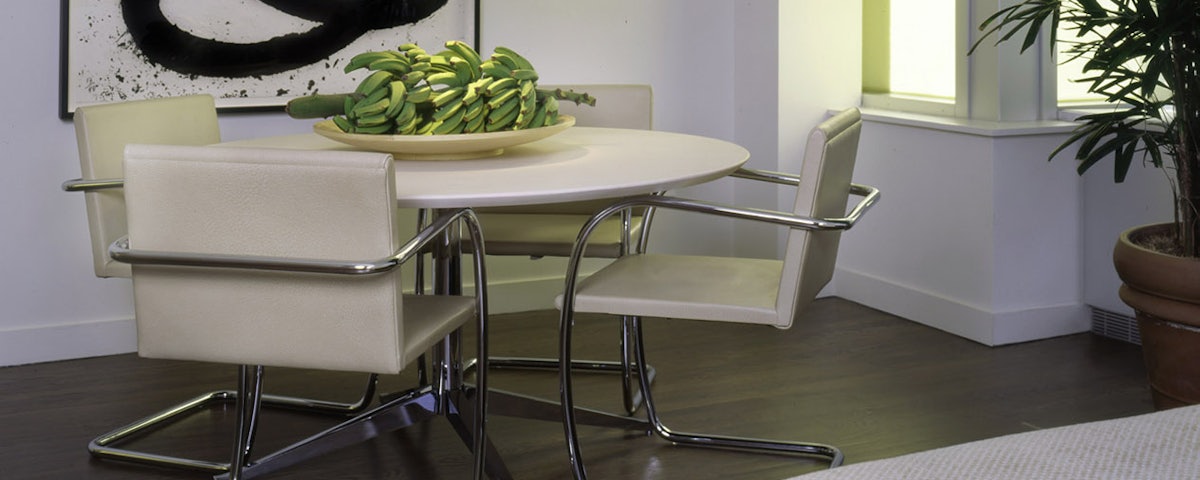 Brno Tubular Chairs in a dining room setting