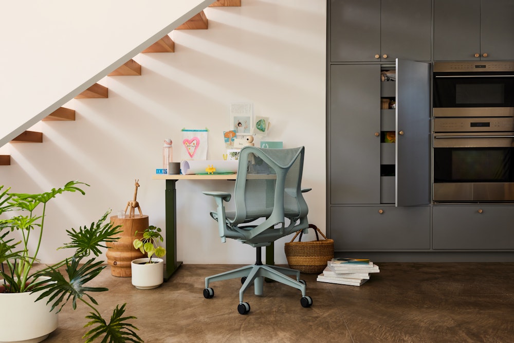 Cosm Chair
