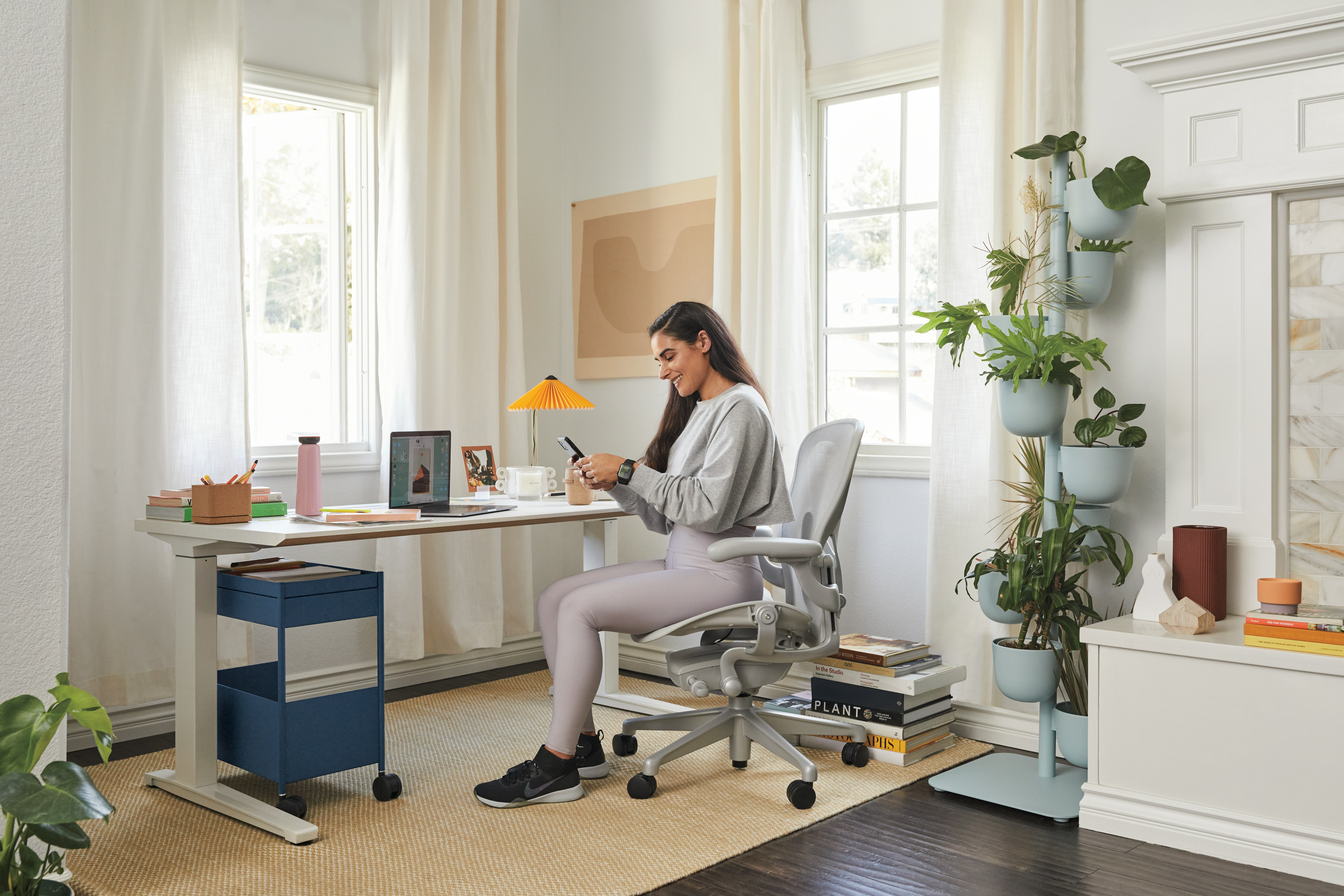 Ashley Guarassi, Aeron