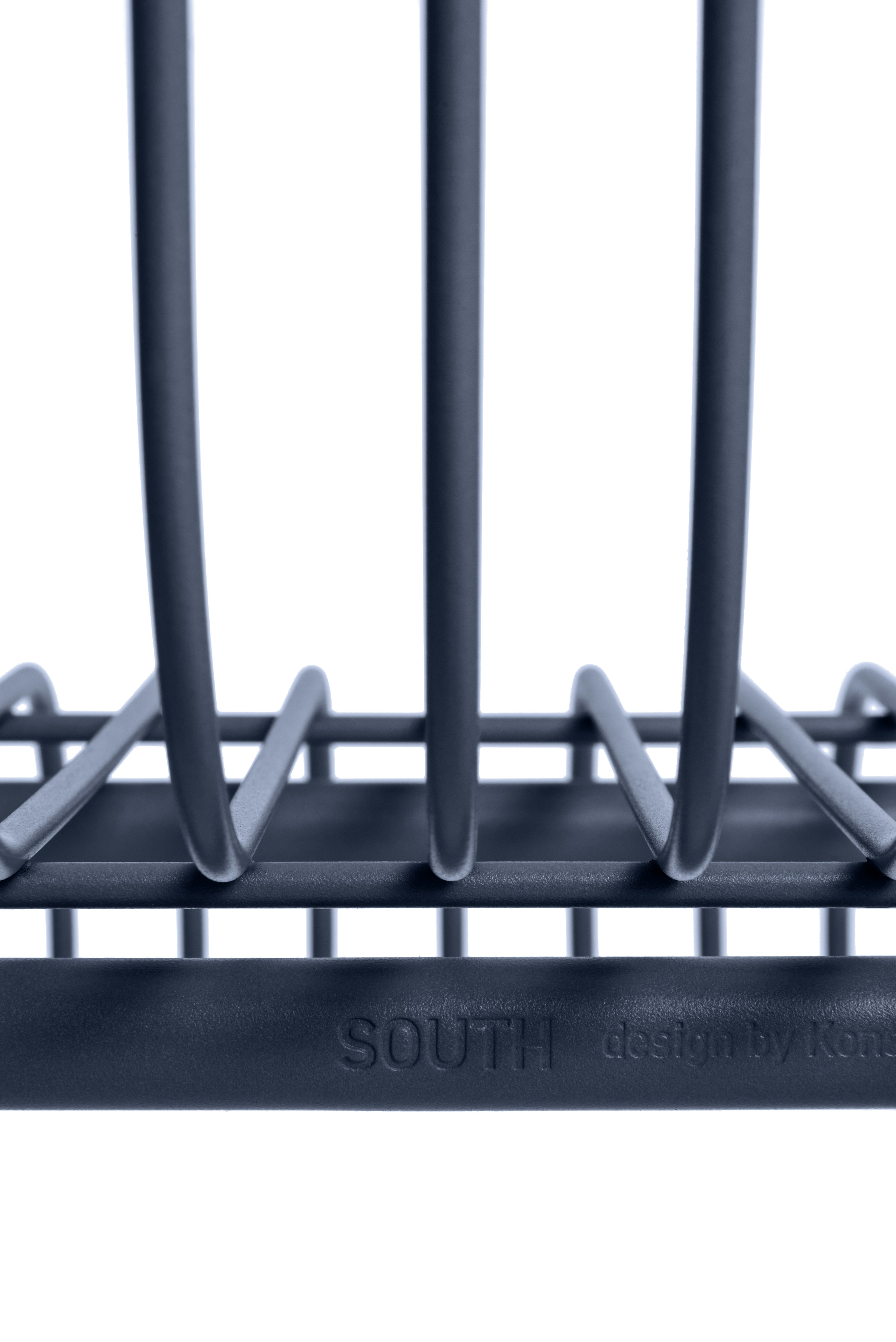 South Outdoor Dining Armchair - Night Blue