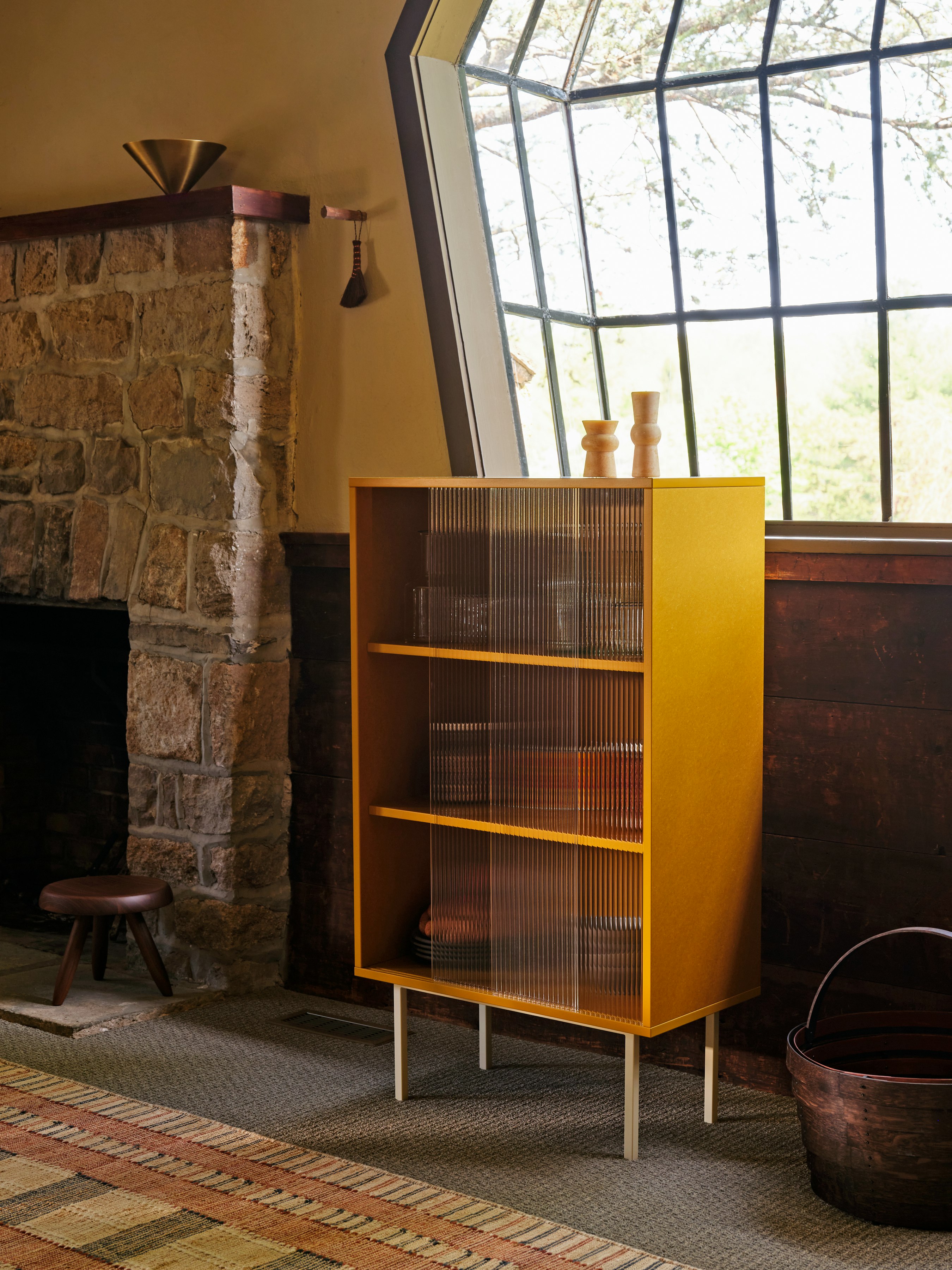 Colour Cabinet - Floor 