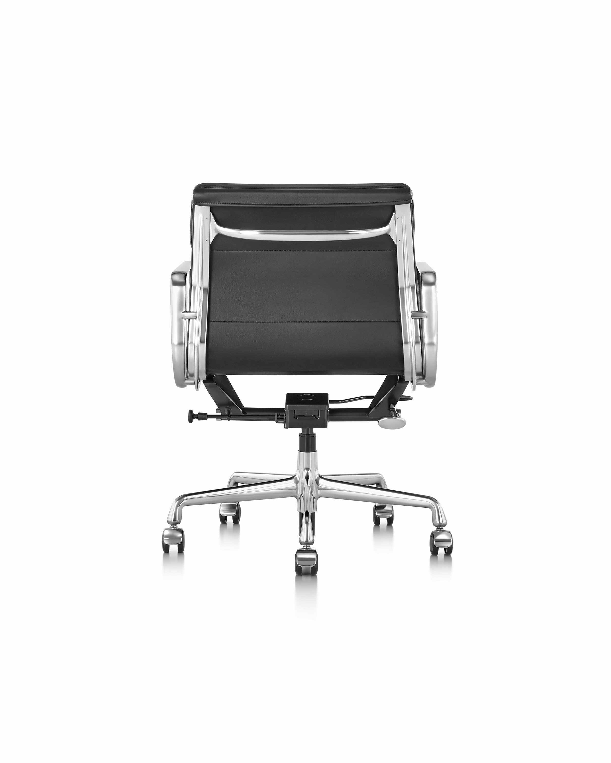 Eames Soft Pad Chair