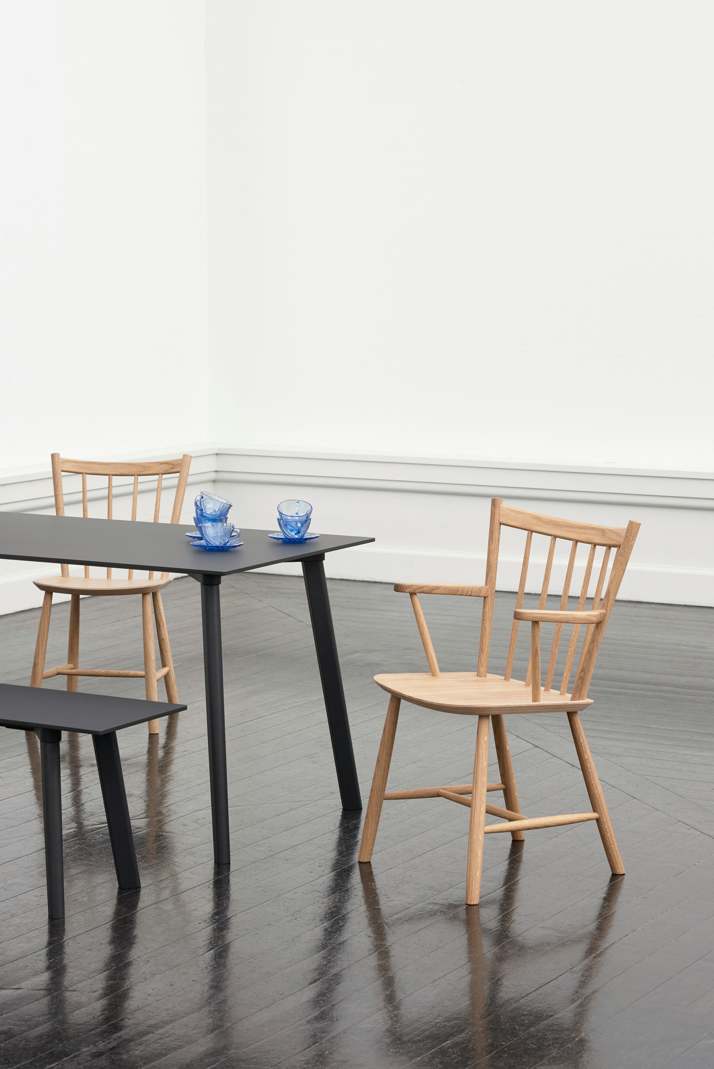 ダイニングチェア HAY J42 J 42 Armchair – Design Within Reach