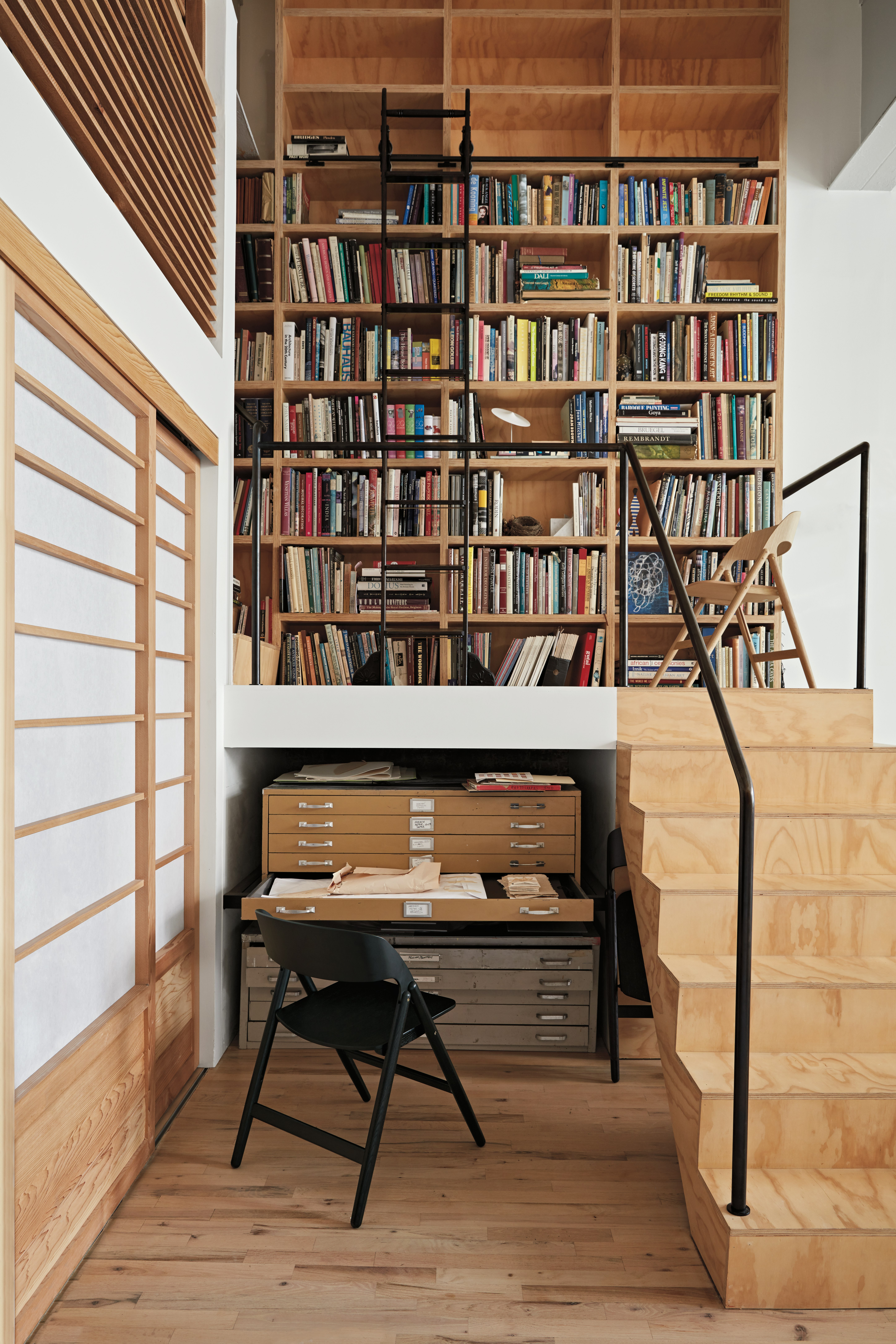 Narin Folding Chair, DWR Collection | MillerKnoll