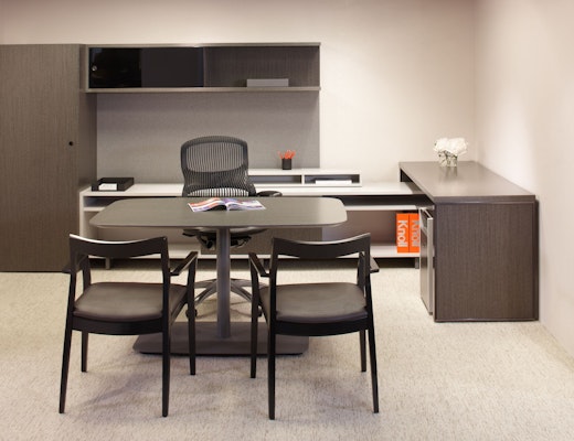 Krusin Chairs in Private Office NeoCon 2011