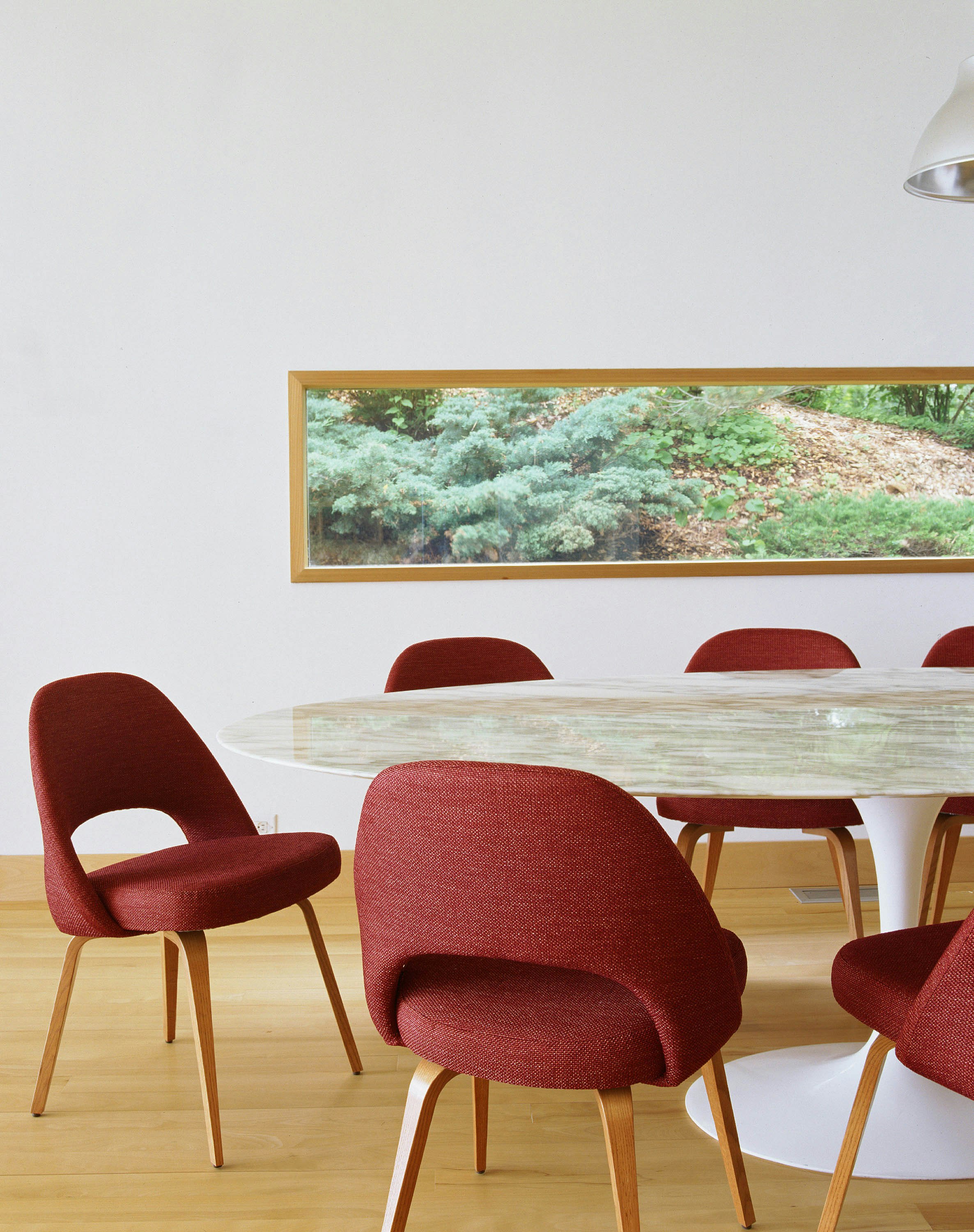 Saarinen Executive Side Chair