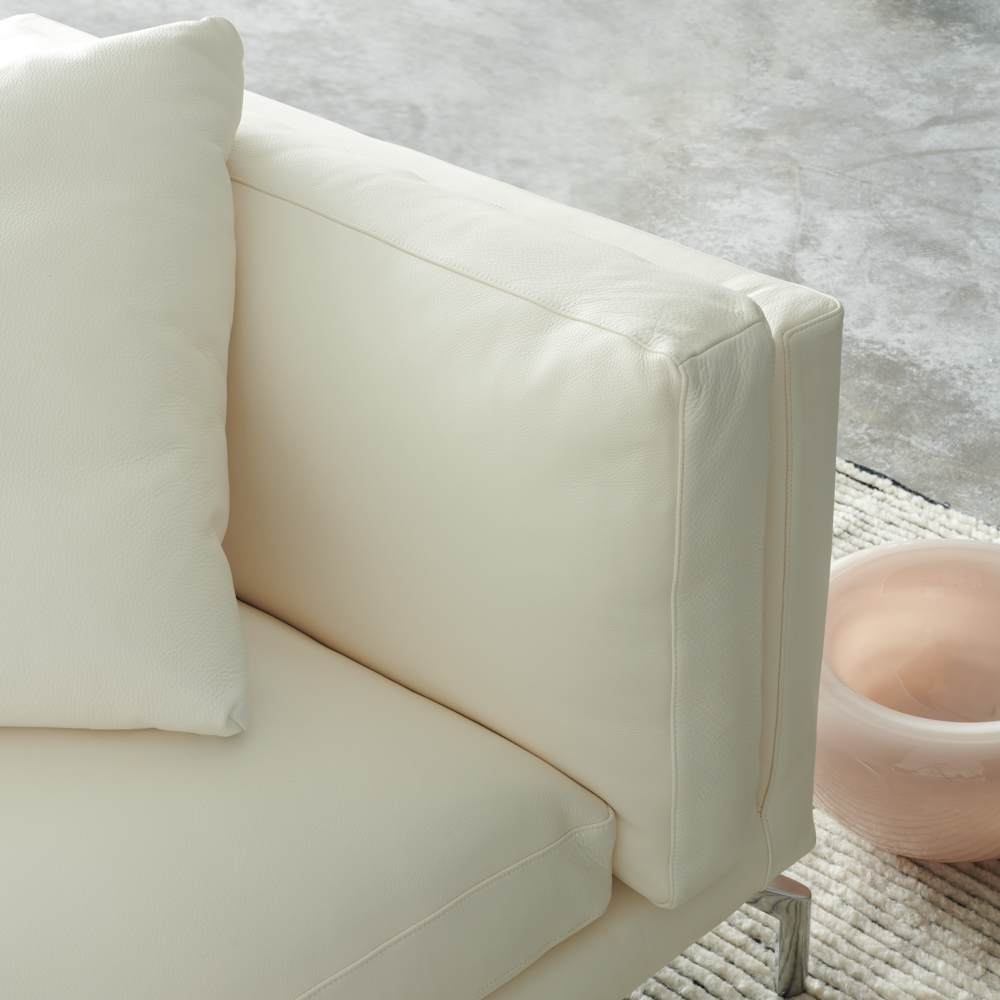 Como Sofa detail