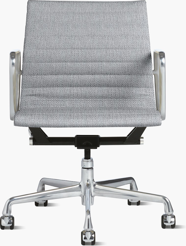 Eames Aluminum Group Chair - Management Height